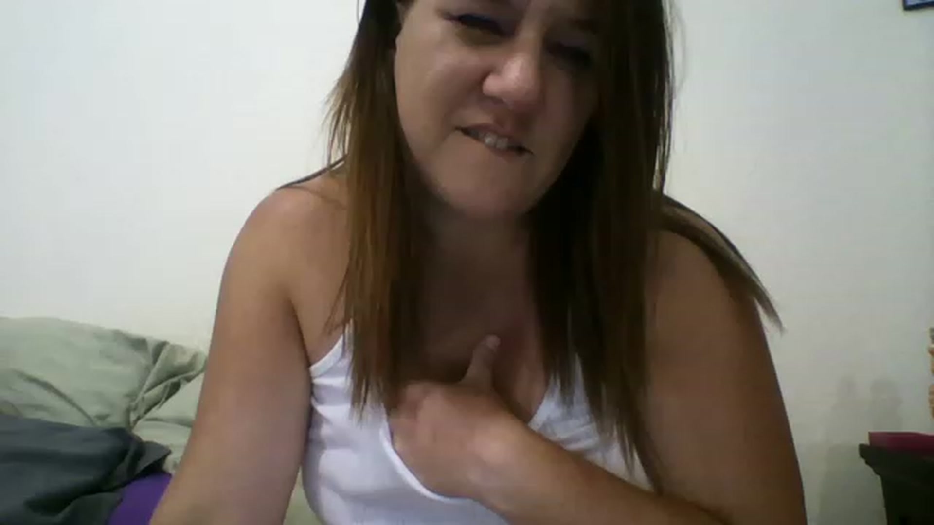 Gallery image thumbnail from Kenzie_leigh's myfreecams stream on, 05/20/2023, 18:44 image 16 of 20