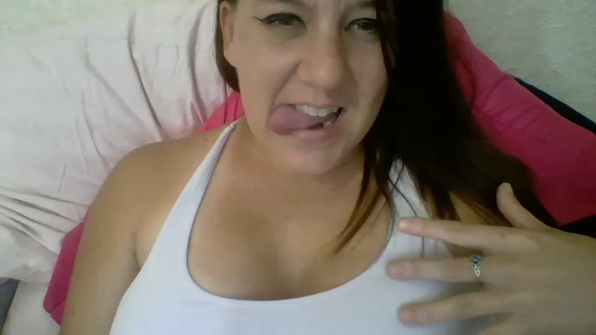 Gallery image thumbnail from Kenzie_leigh's myfreecams stream on, 06/30/2023, 19:22 image 11 of 20
