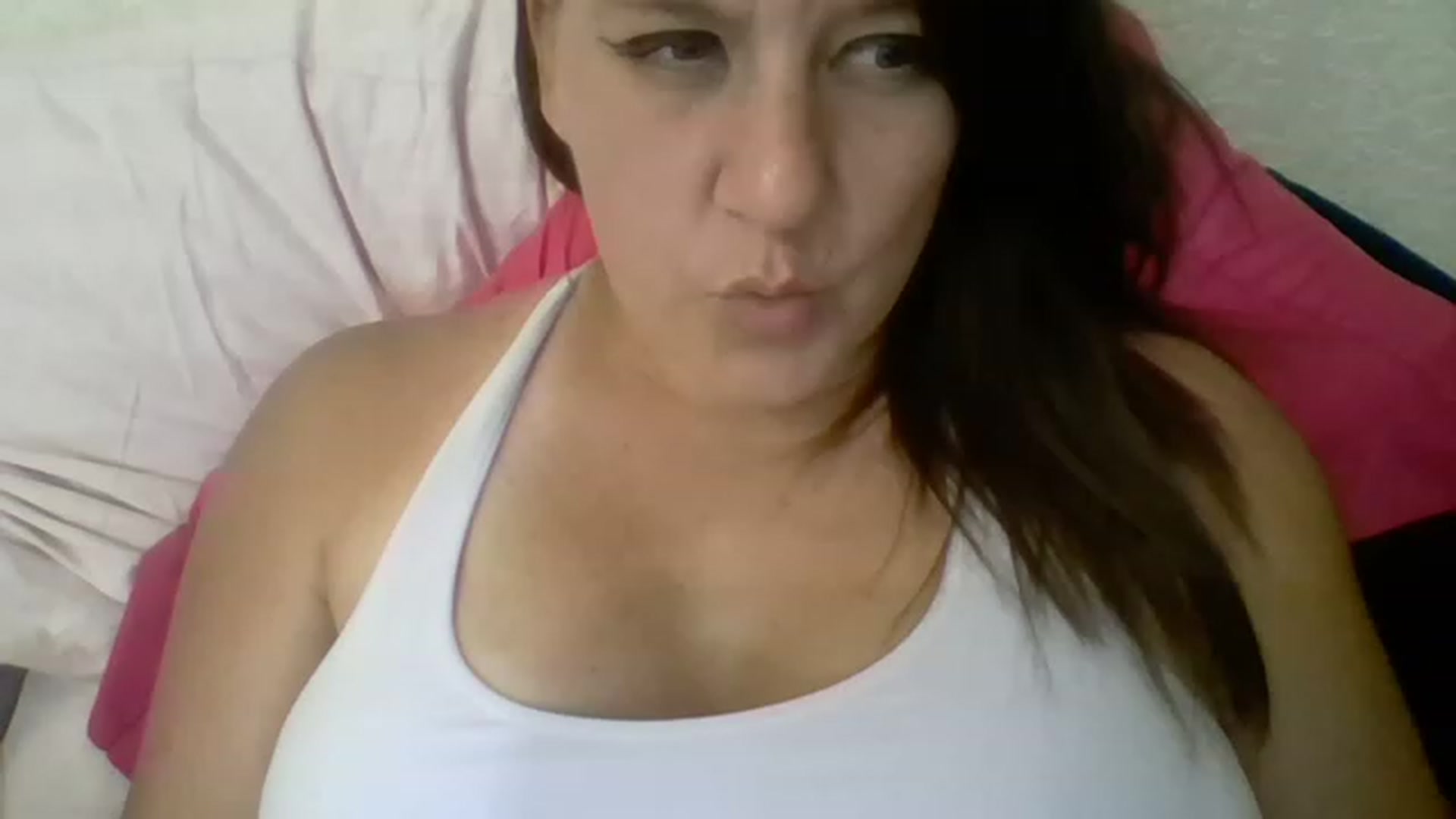 Gallery image thumbnail from Kenzie_leigh's myfreecams stream on, 06/30/2023, 19:22 image 5 of 20