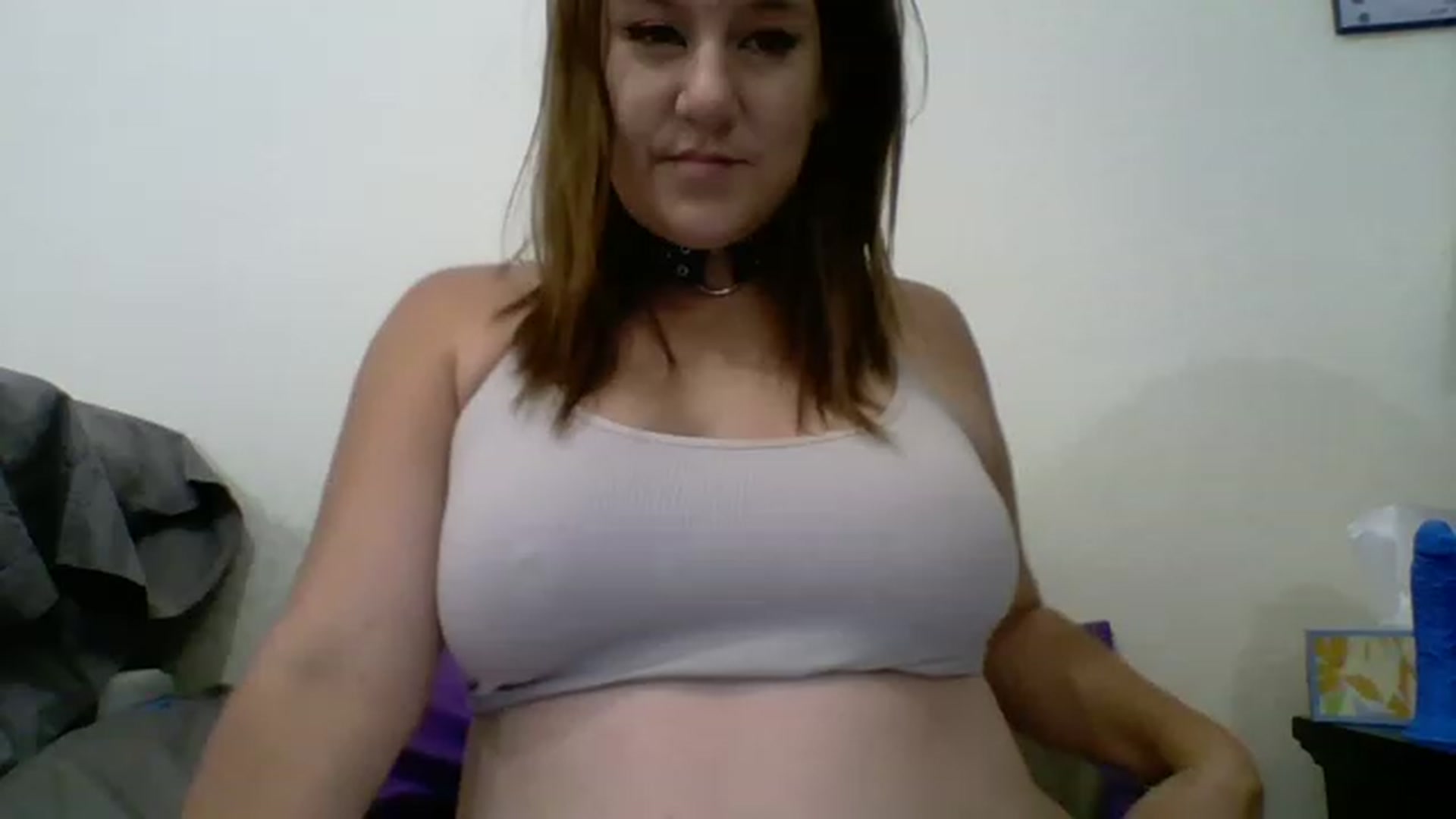 Gallery image thumbnail from Kenzie_leigh's myfreecams stream on, 07/19/2023, 19:59 image 17 of 20