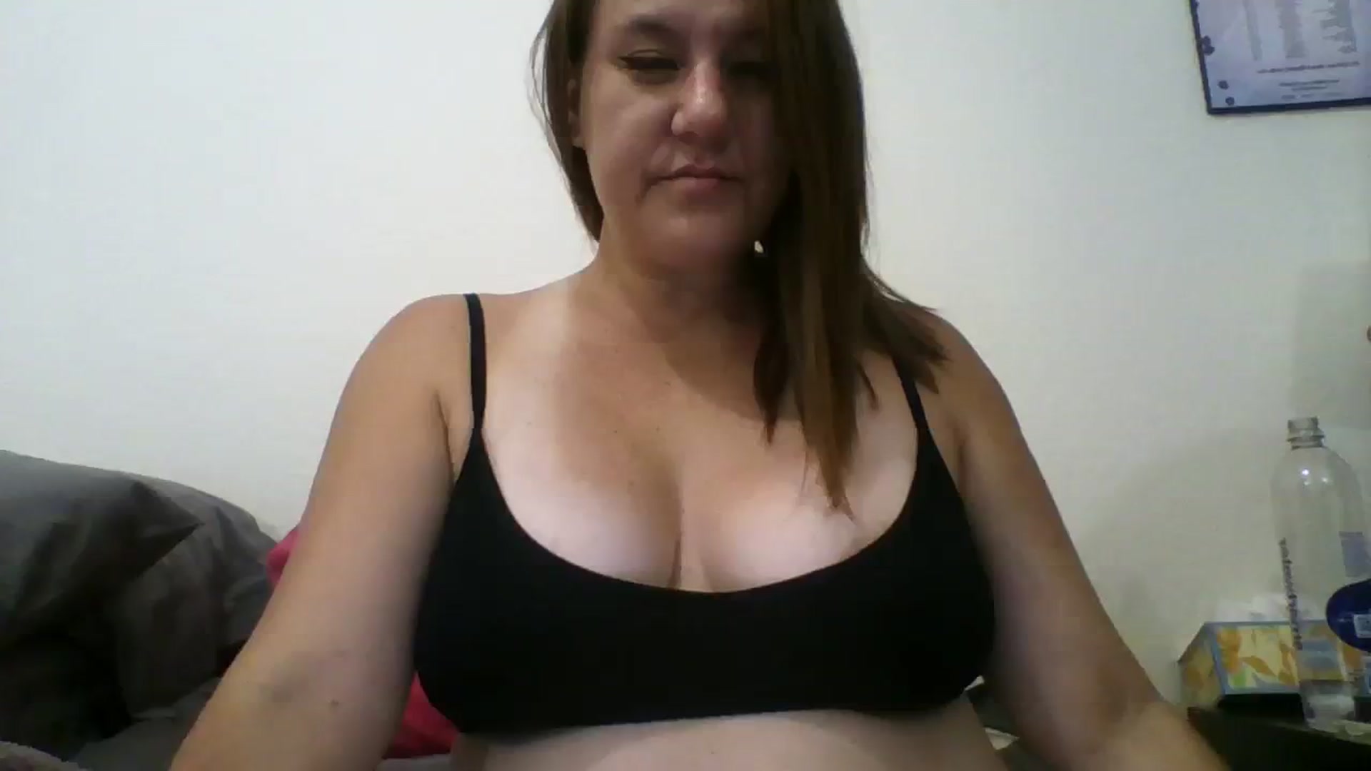 Gallery image thumbnail from Kenzie_leigh's myfreecams stream on, 07/26/2023, 19:09 image 14 of 20