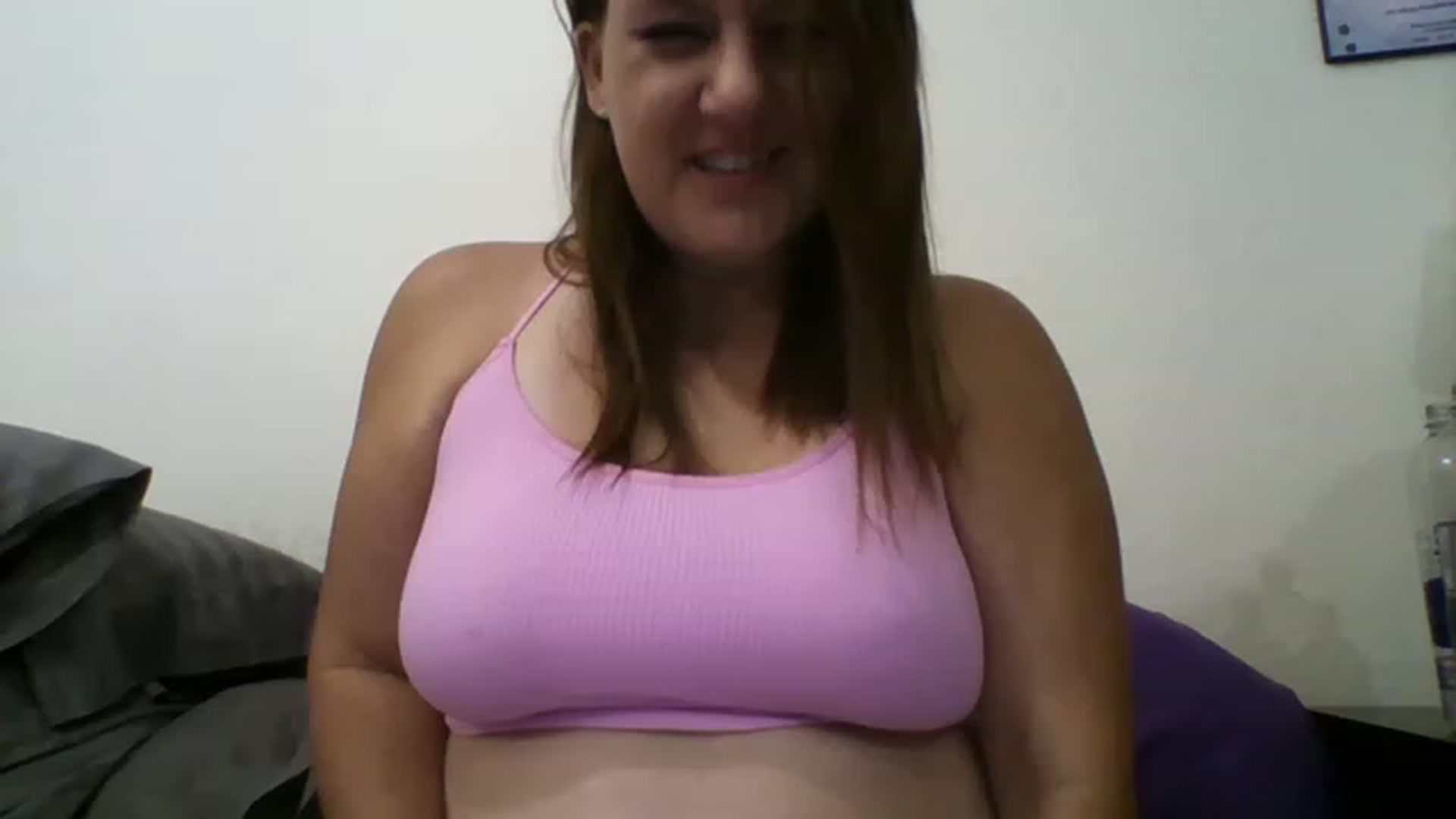 Gallery image thumbnail from Kenzie_leigh's myfreecams stream on, 07/30/2023, 18:31 image 16 of 20