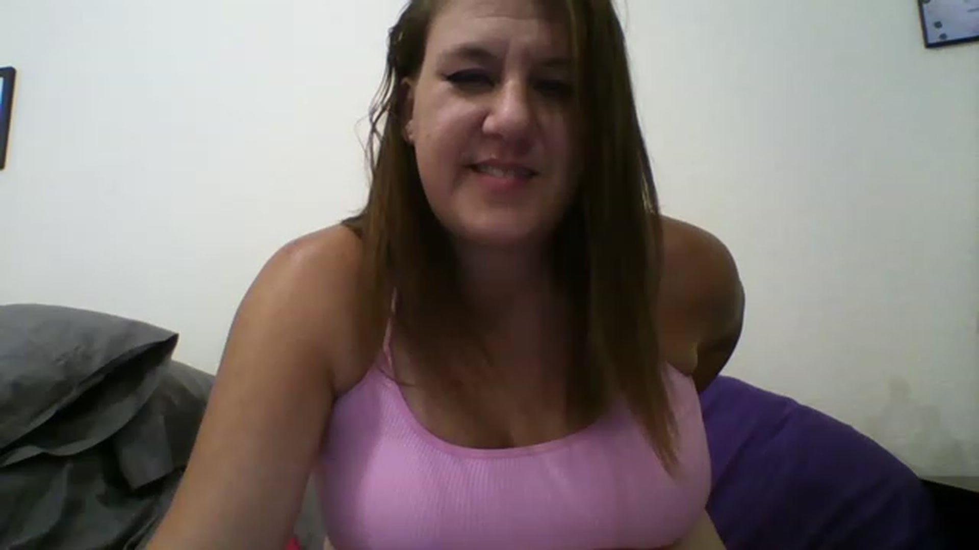 Gallery image thumbnail from Kenzie_leigh's myfreecams stream on, 07/30/2023, 20:03 image 20 of 20