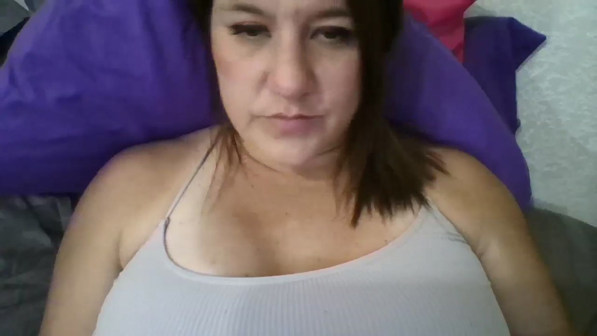 Gallery image thumbnail from Kenzie_leigh's myfreecams stream on, 07/31/2023, 18:45 image 16 of 20