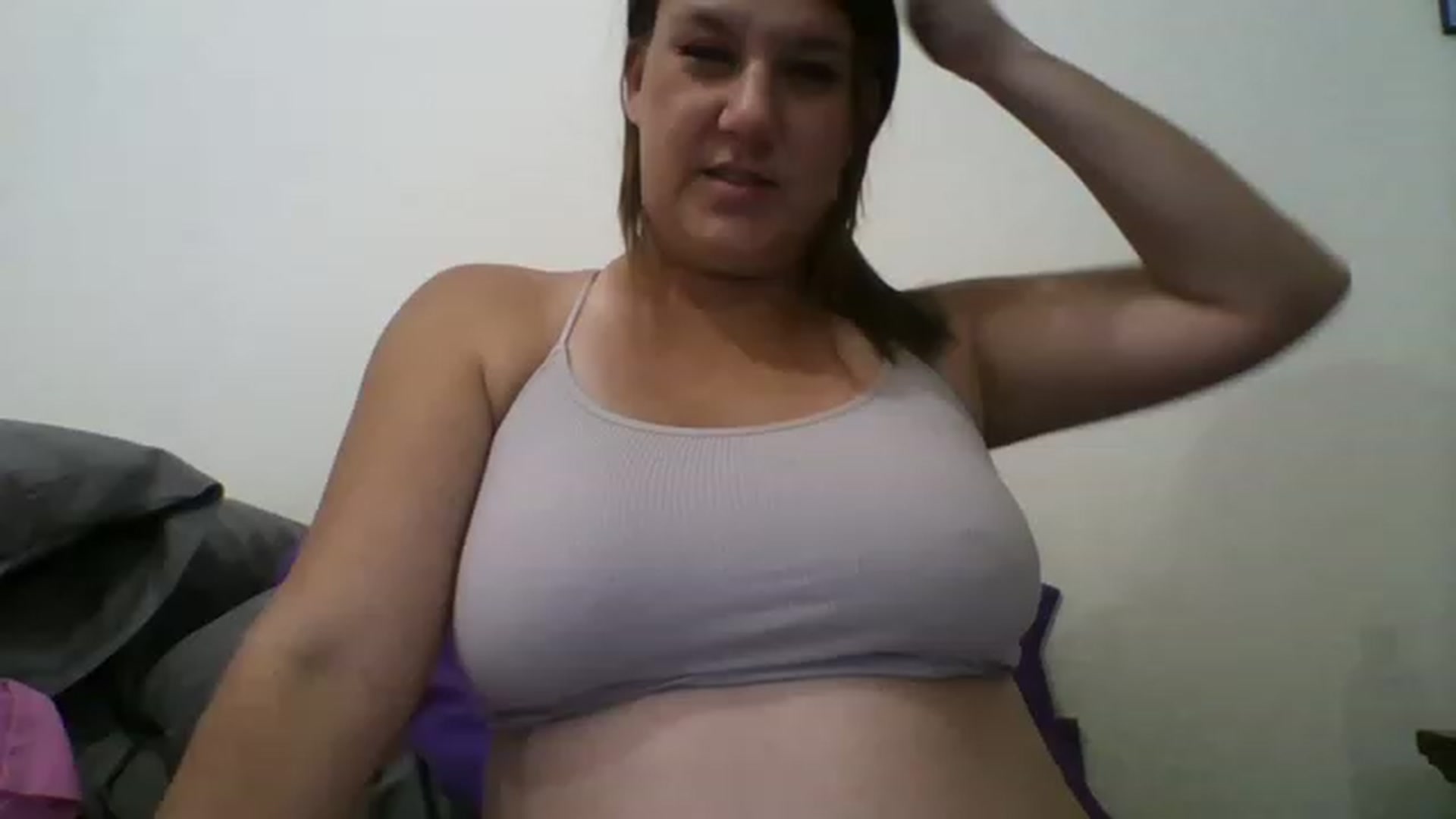 Gallery image thumbnail from Kenzie_leigh's myfreecams stream on, 07/31/2023, 19:44 image 2 of 20