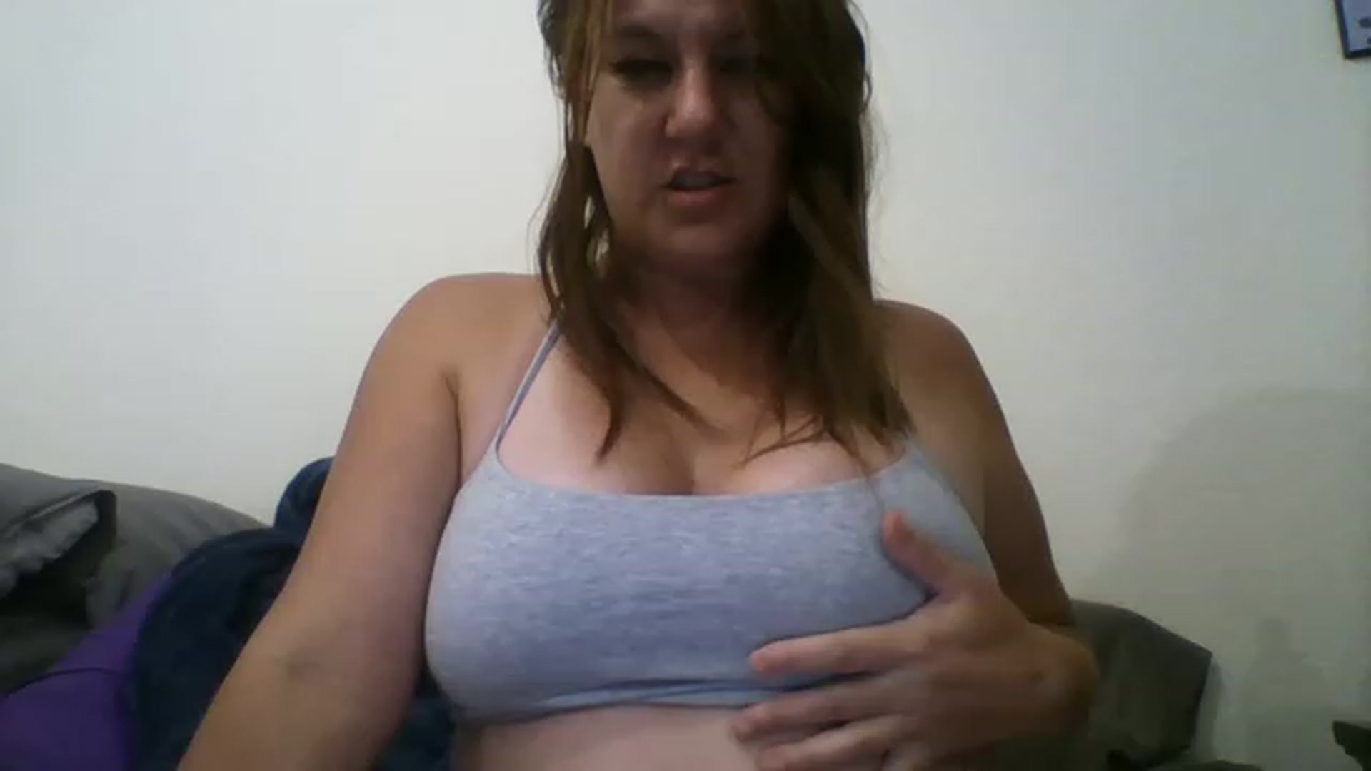 Gallery image thumbnail from Kenzie_leigh's myfreecams stream on, 08/14/2023, 23:33 image 11 of 20