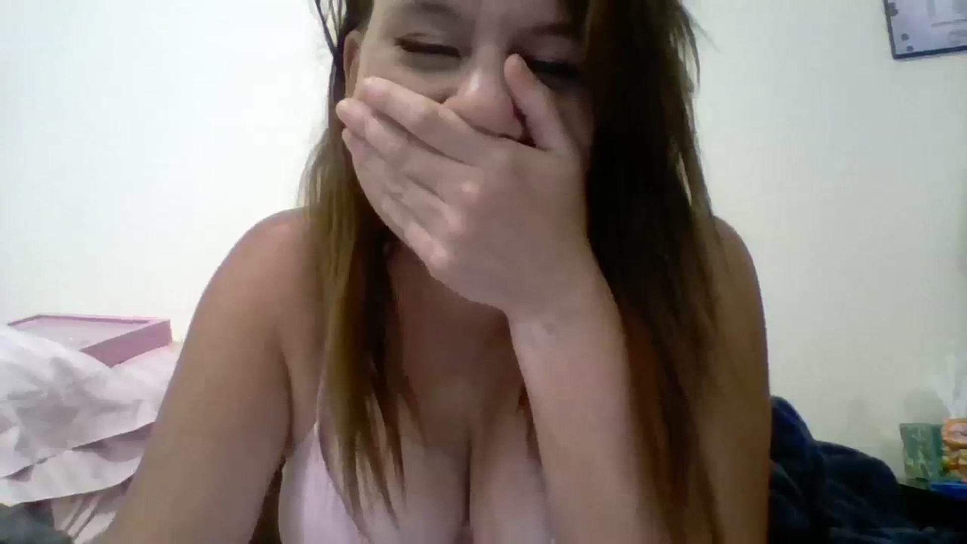 Gallery image thumbnail from Kenzie_leigh's myfreecams stream on, 08/21/2023, 20:39 image 3 of 20