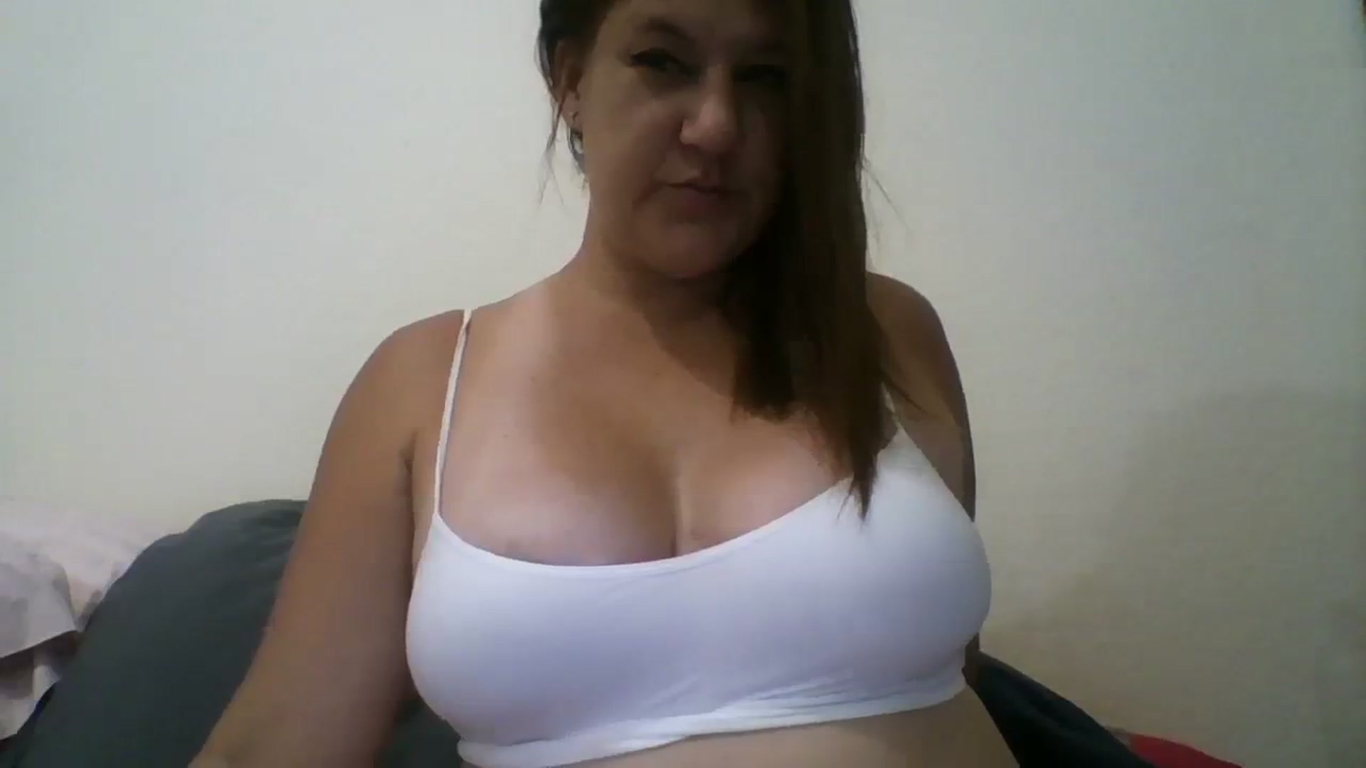 Gallery image thumbnail from Kenzie_leigh's myfreecams stream on, 08/24/2023, 17:35 image 2 of 20