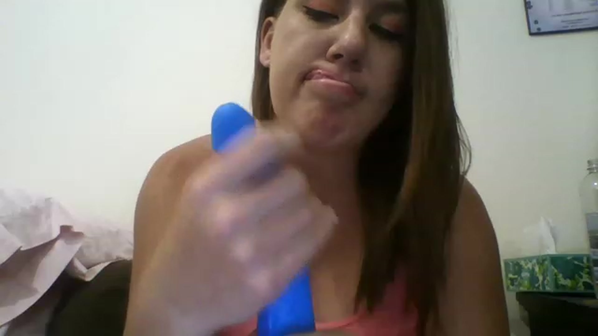 Gallery image thumbnail from Kenzie_leigh's myfreecams stream on, 08/25/2023, 17:39 image 11 of 20