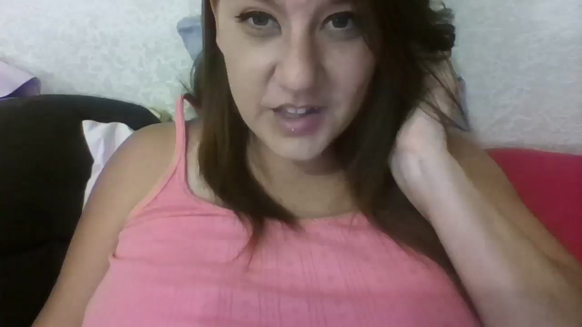 Gallery image thumbnail from Kenzie_leigh's myfreecams stream on, 08/25/2023, 19:05 image 5 of 20