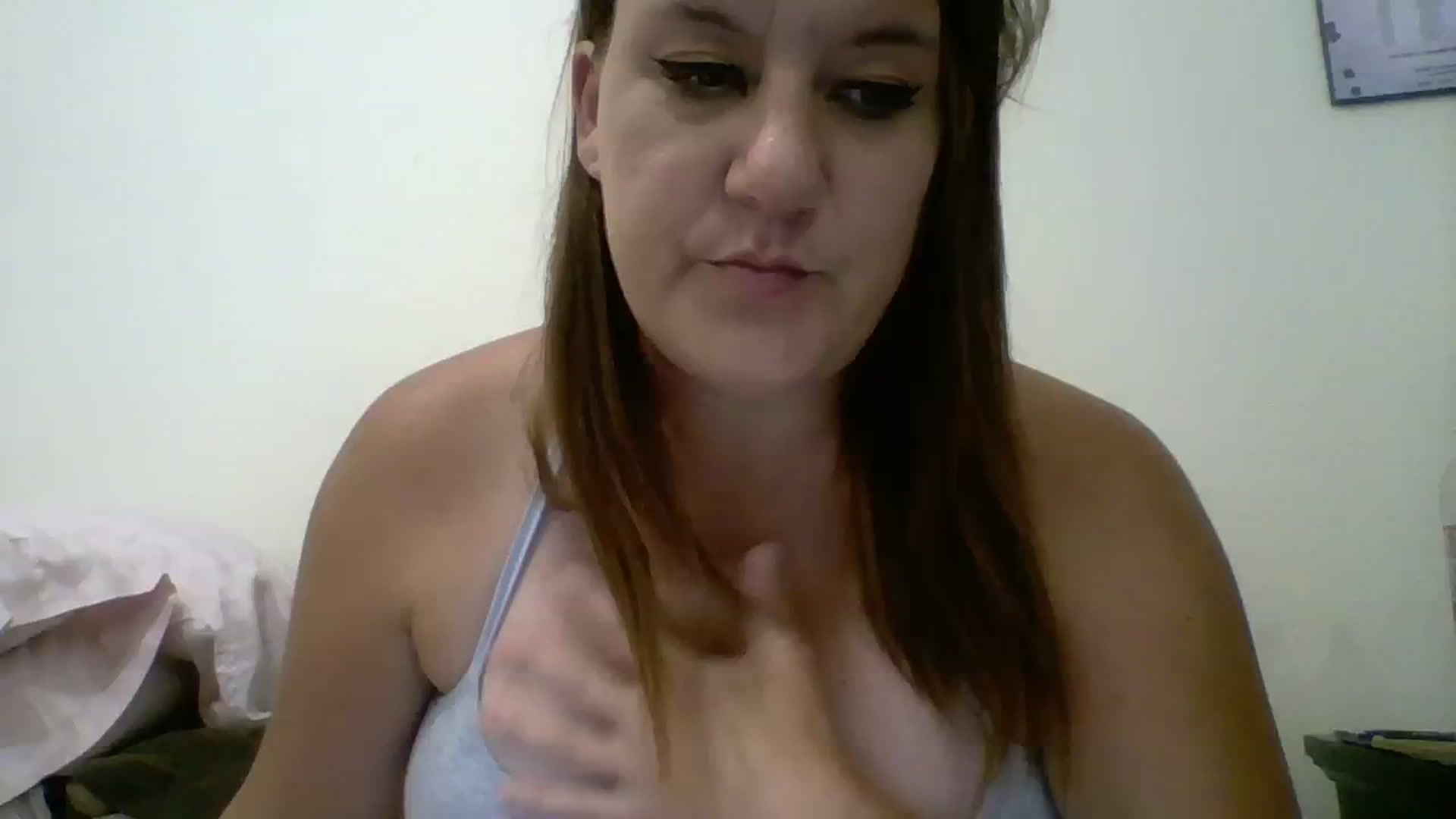 Gallery image thumbnail from Kenzie_leigh's myfreecams stream on, 08/30/2023, 20:38 image 17 of 20