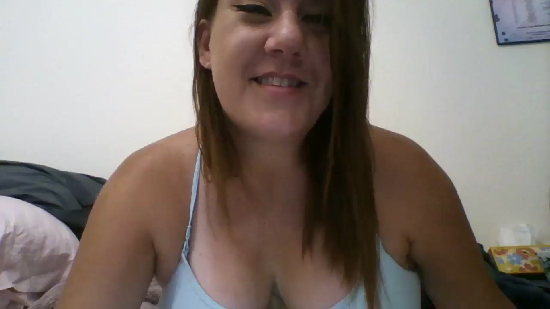 Gallery image thumbnail from Kenzie_leigh's myfreecams stream on, 09/03/2023, 17:42 image 13 of 20