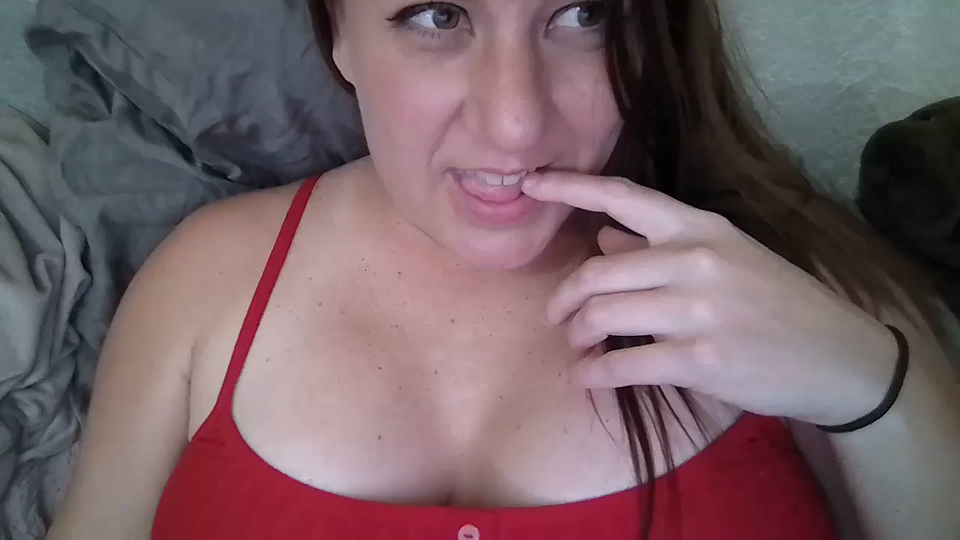 Gallery image thumbnail from Kenzie_leigh's myfreecams stream on, 03/13/2024, 19:38 image 18 of 20