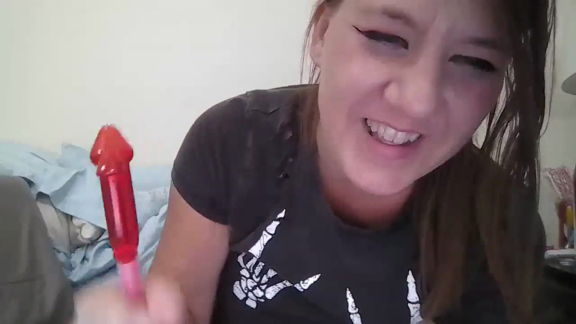 Gallery image thumbnail from Kenzie_leigh's myfreecams stream on, 10/15/2024, 18:39 image 12 of 20