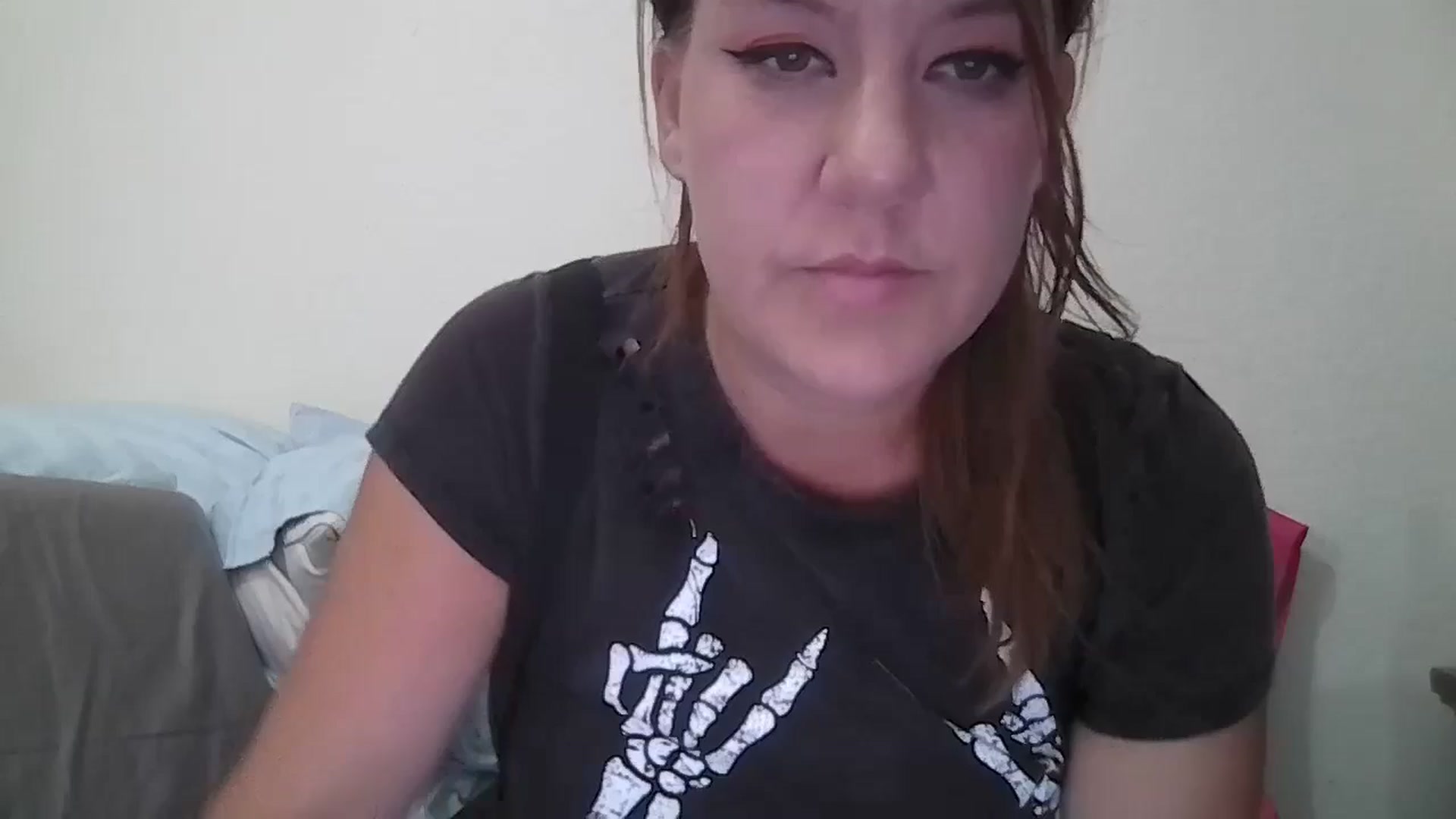 Gallery image thumbnail from Kenzie_leigh's myfreecams stream on, 10/15/2024, 19:28 image 16 of 20