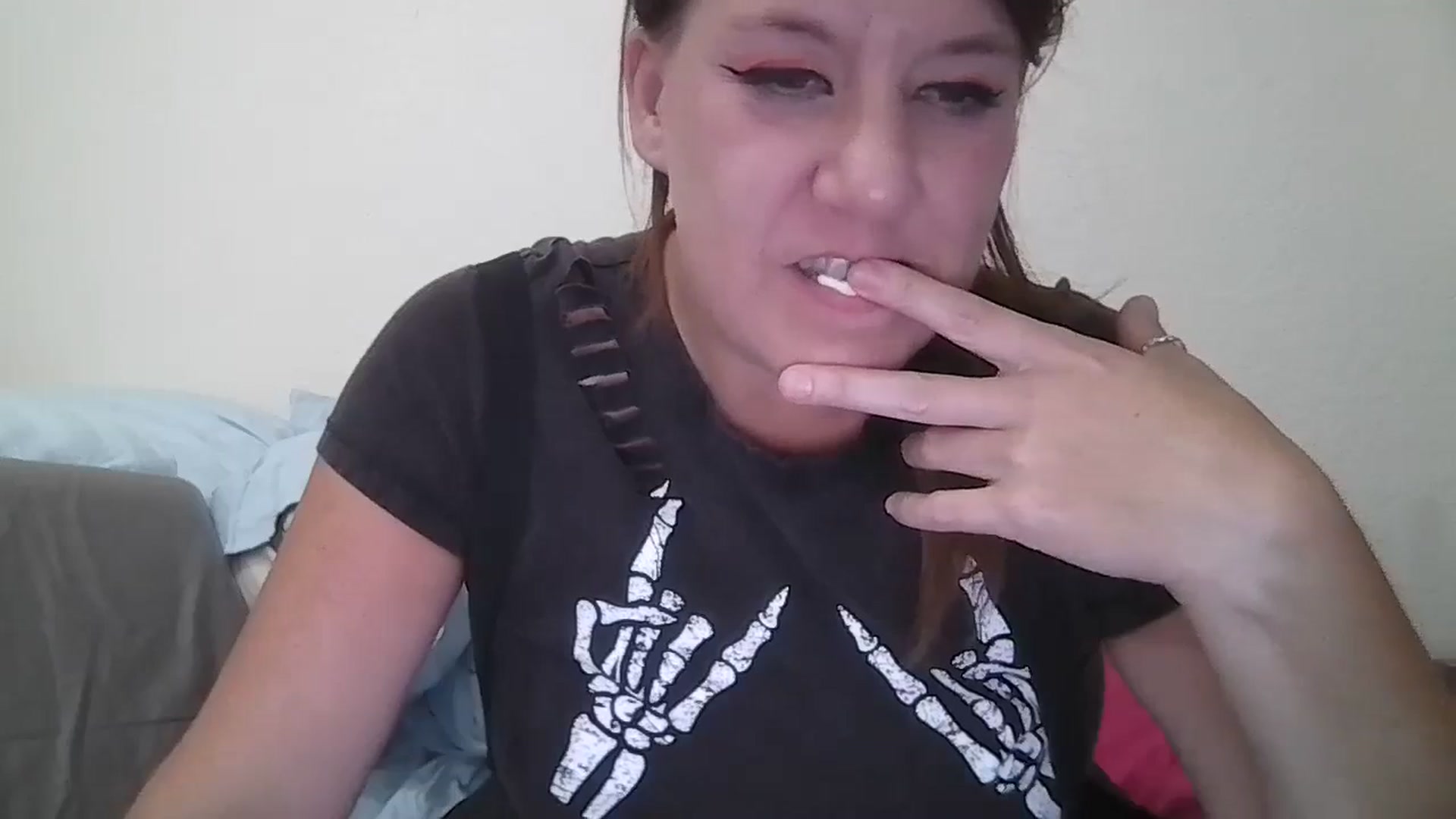 Gallery image thumbnail from Kenzie_leigh's myfreecams stream on, 10/15/2024, 19:28 image 20 of 20