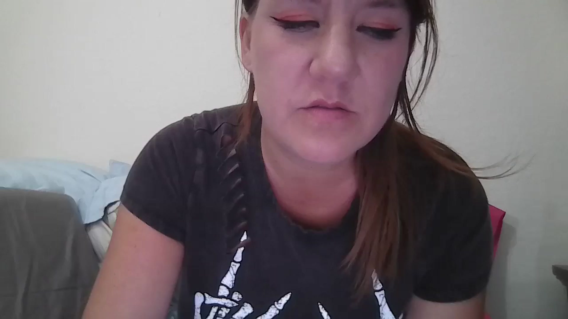 Gallery image thumbnail from Kenzie_leigh's myfreecams stream on, 10/15/2024, 19:28 image 2 of 20