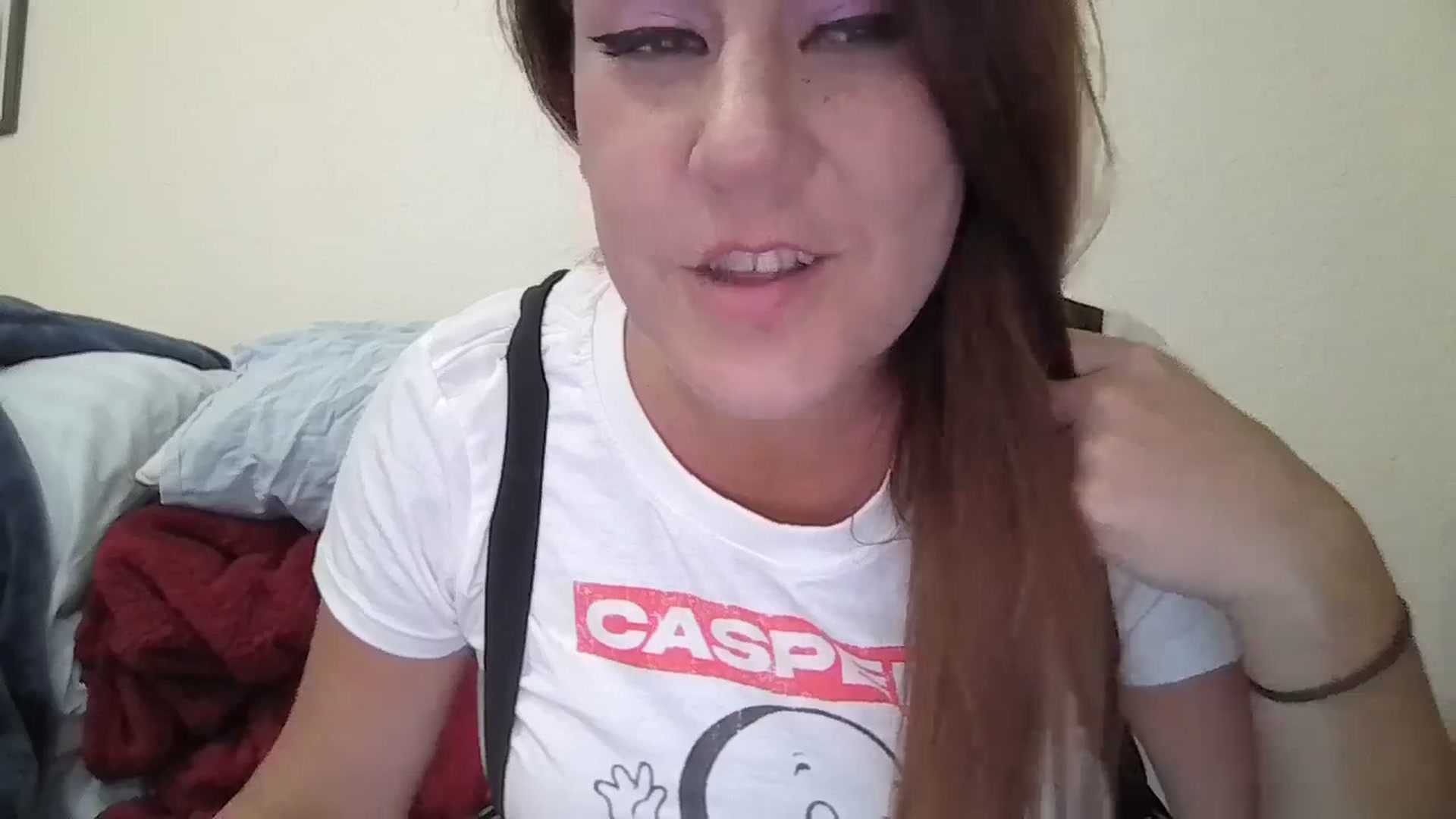 Gallery image thumbnail from Kenzie_leigh's myfreecams stream on, 10/16/2024, 20:19 image 3 of 20
