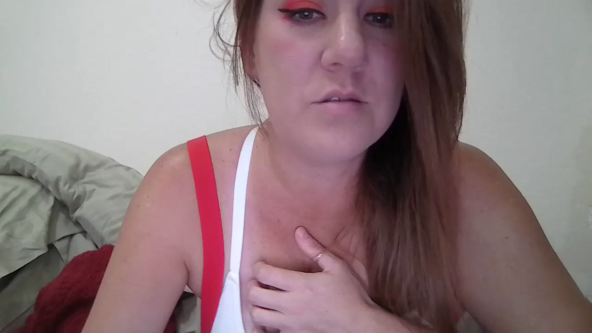 Gallery image thumbnail from Kenzie_leigh's myfreecams stream on, 12/11/2024, 19:41 image 1 of 20
