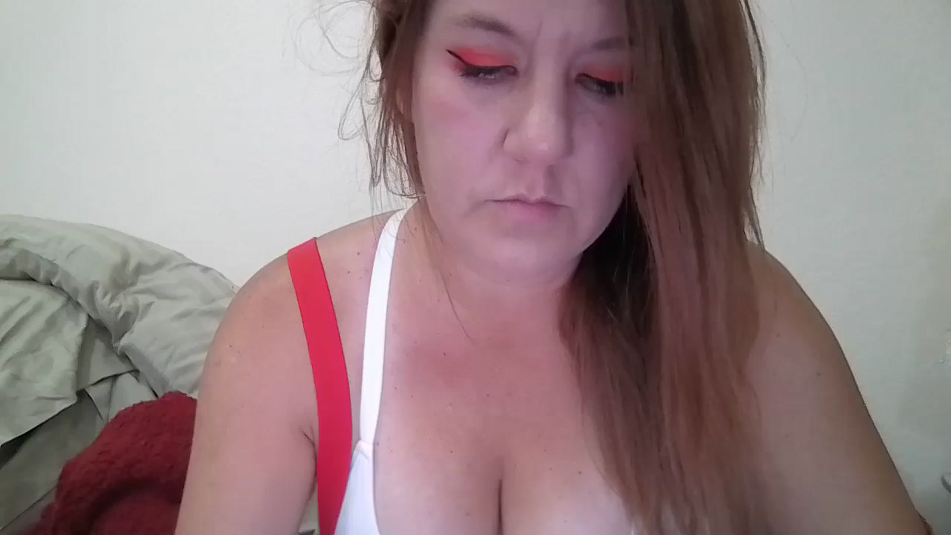 Gallery image thumbnail from Kenzie_leigh's myfreecams stream on, 12/11/2024, 19:41 image 2 of 20