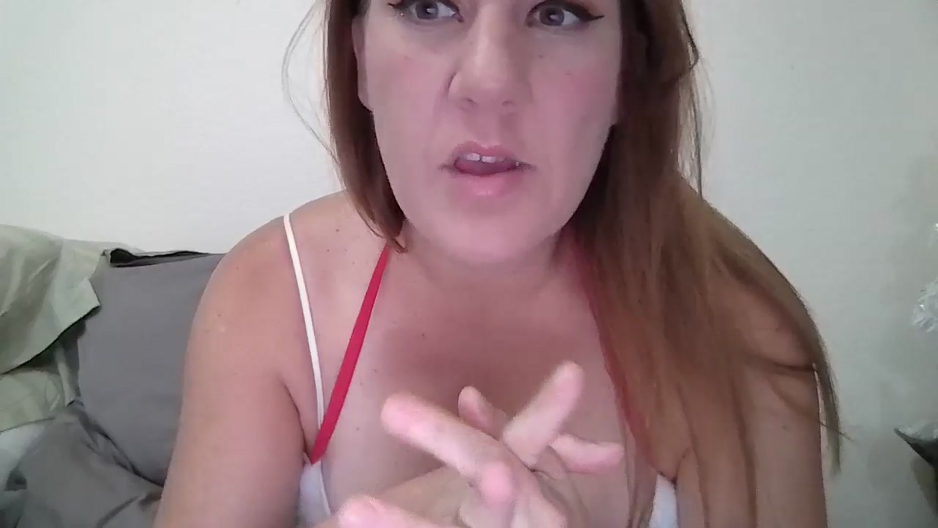 Gallery image thumbnail from Kenzie_leigh's myfreecams stream on, 12/20/2024, 18:52 image 20 of 20