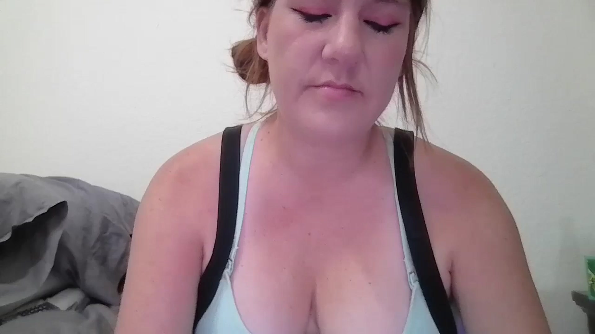 Gallery image thumbnail from Kenzie_leigh's myfreecams stream on, 03/21/2025, 18:26 image 8 of 20
