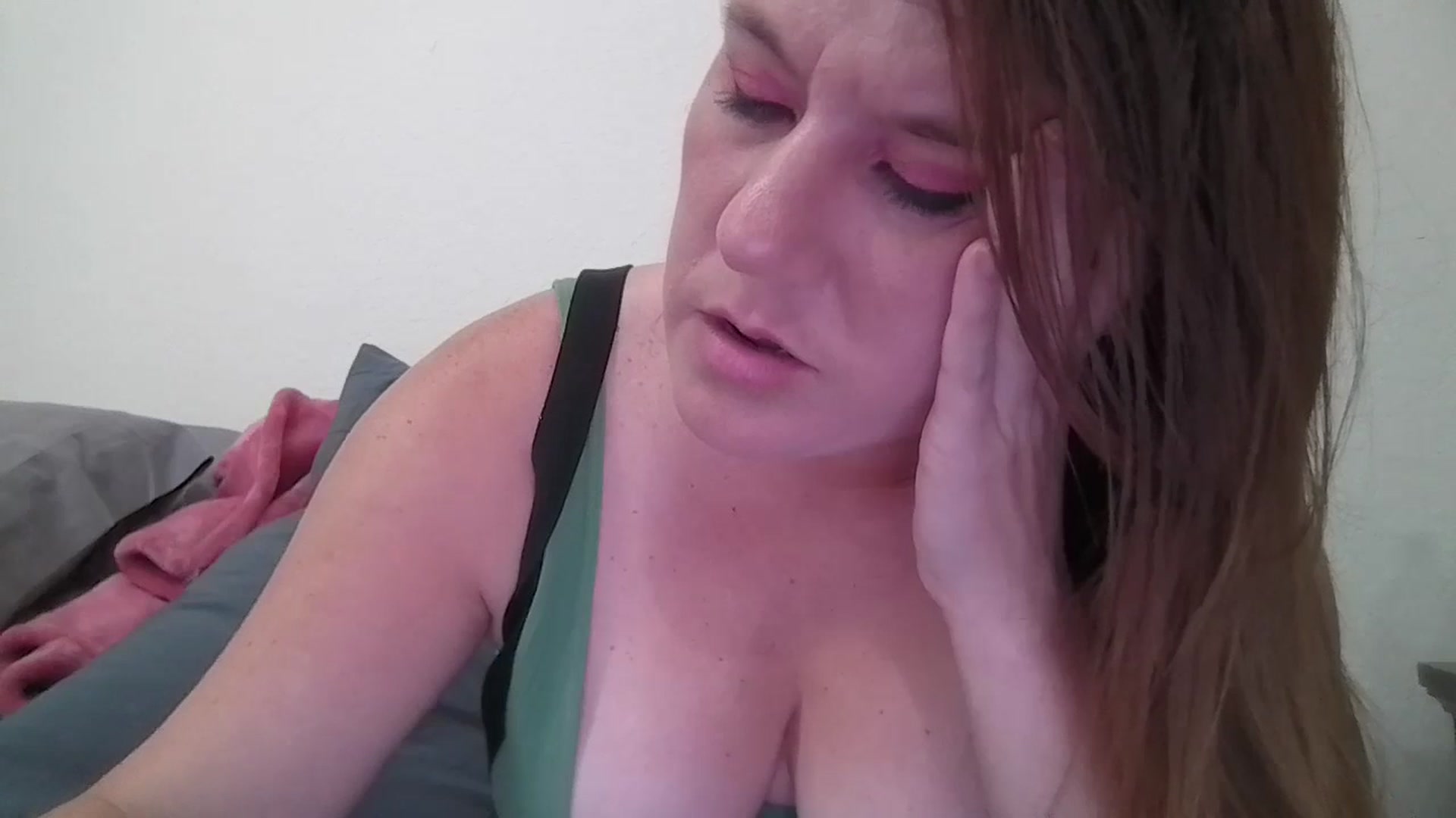 Gallery image thumbnail from Kenzie_leigh's myfreecams stream on, 03/23/2025, 18:26 image 9 of 20