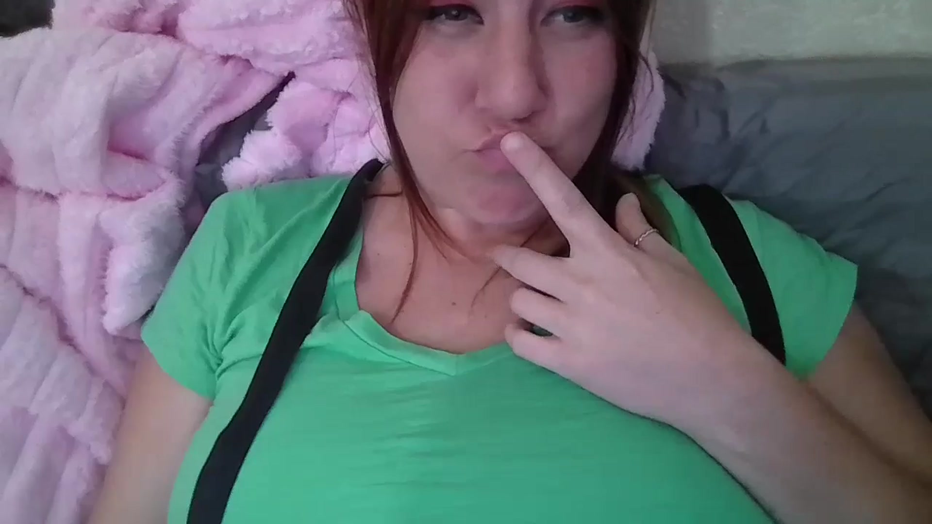 Gallery image thumbnail from Kenzie_leigh's myfreecams stream on, 04/06/2025, 19:41 image 6 of 20