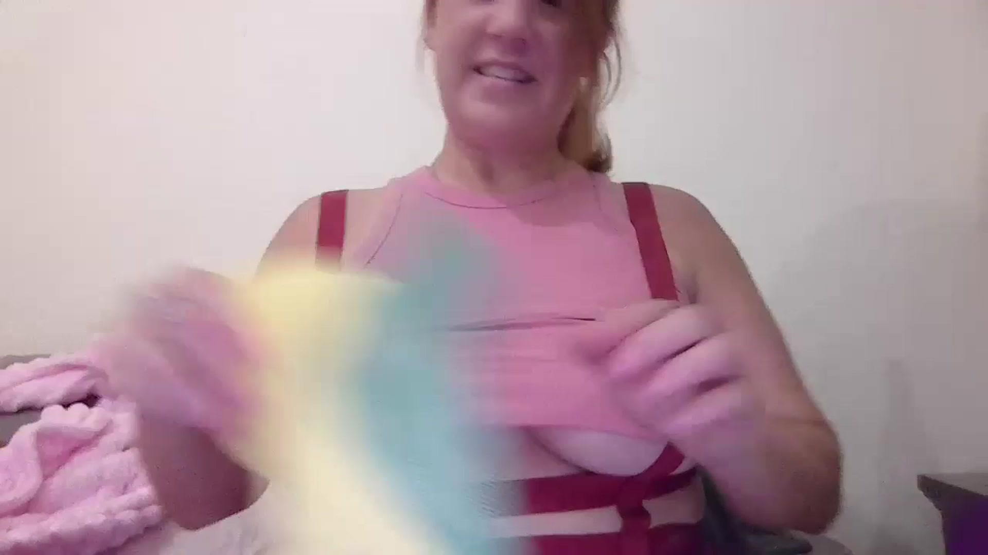Gallery image thumbnail from Kenzie_leigh's myfreecams stream on, 06/03/2025, 17:53 image 1 of 20