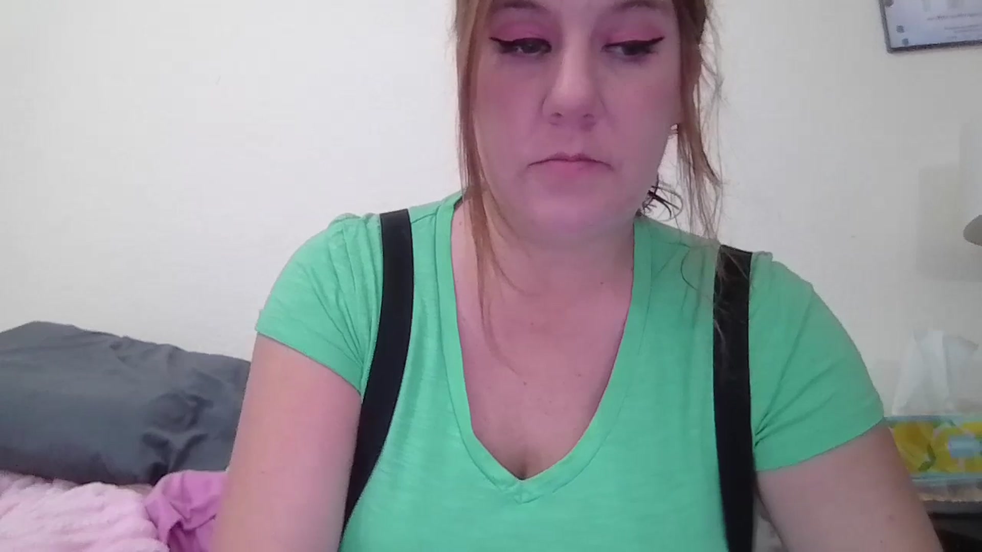 Gallery image thumbnail from Kenzie_leigh's myfreecams stream on, 06/06/2025, 17:58 image 2 of 20