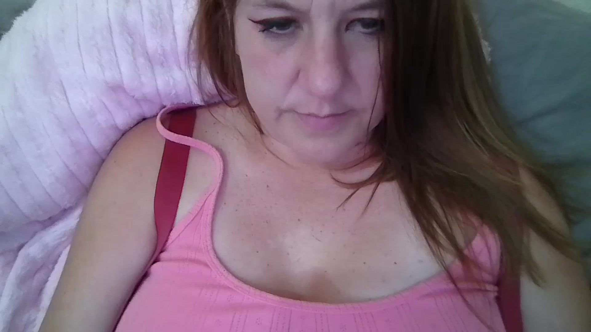 Gallery image thumbnail from Kenzie_leigh's myfreecams stream on, 06/18/2025, 19:12 image 10 of 20