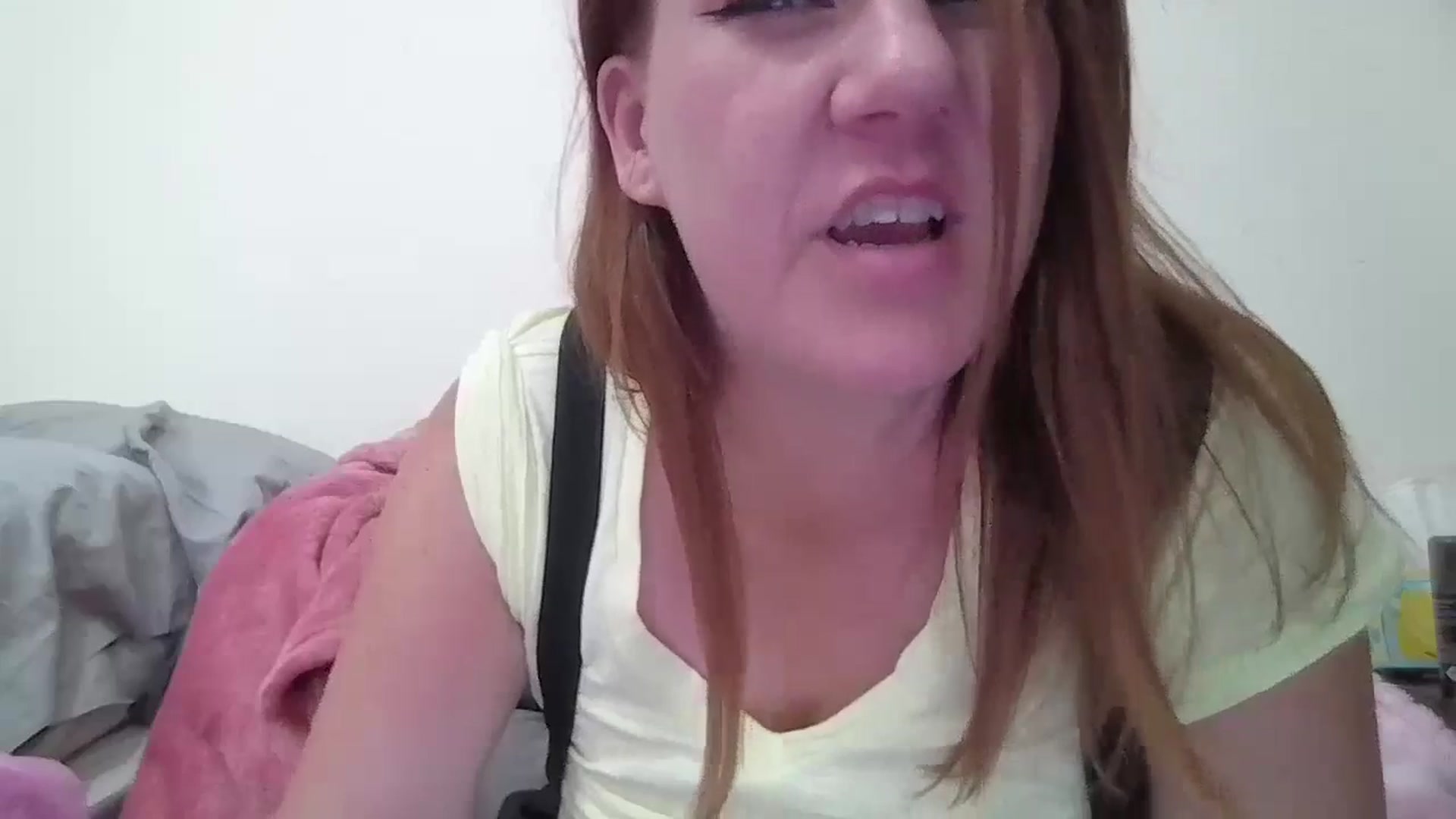 Gallery image thumbnail from Kenzie_leigh's myfreecams stream on, 06/24/2025, 17:14 image 17 of 20