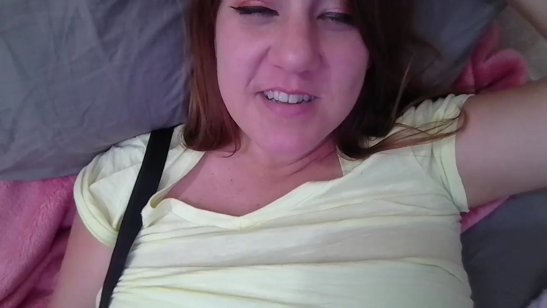 Gallery image thumbnail from Kenzie_leigh's myfreecams stream on, 06/24/2025, 18:47 image 16 of 20