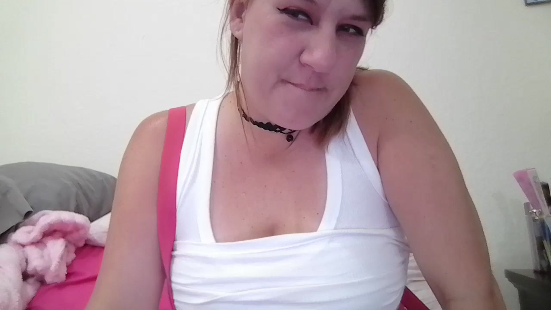 Gallery image thumbnail from Kenzie_leigh's myfreecams stream on, 07/01/2025, 17:35 image 20 of 20