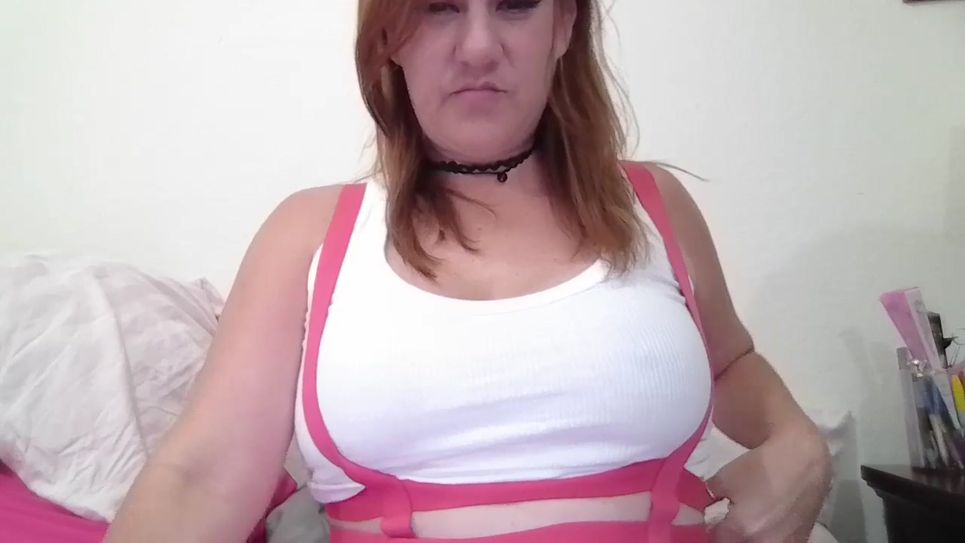 Gallery image thumbnail from Kenzie_leigh's myfreecams stream on, 07/01/2025, 19:59 image 4 of 20