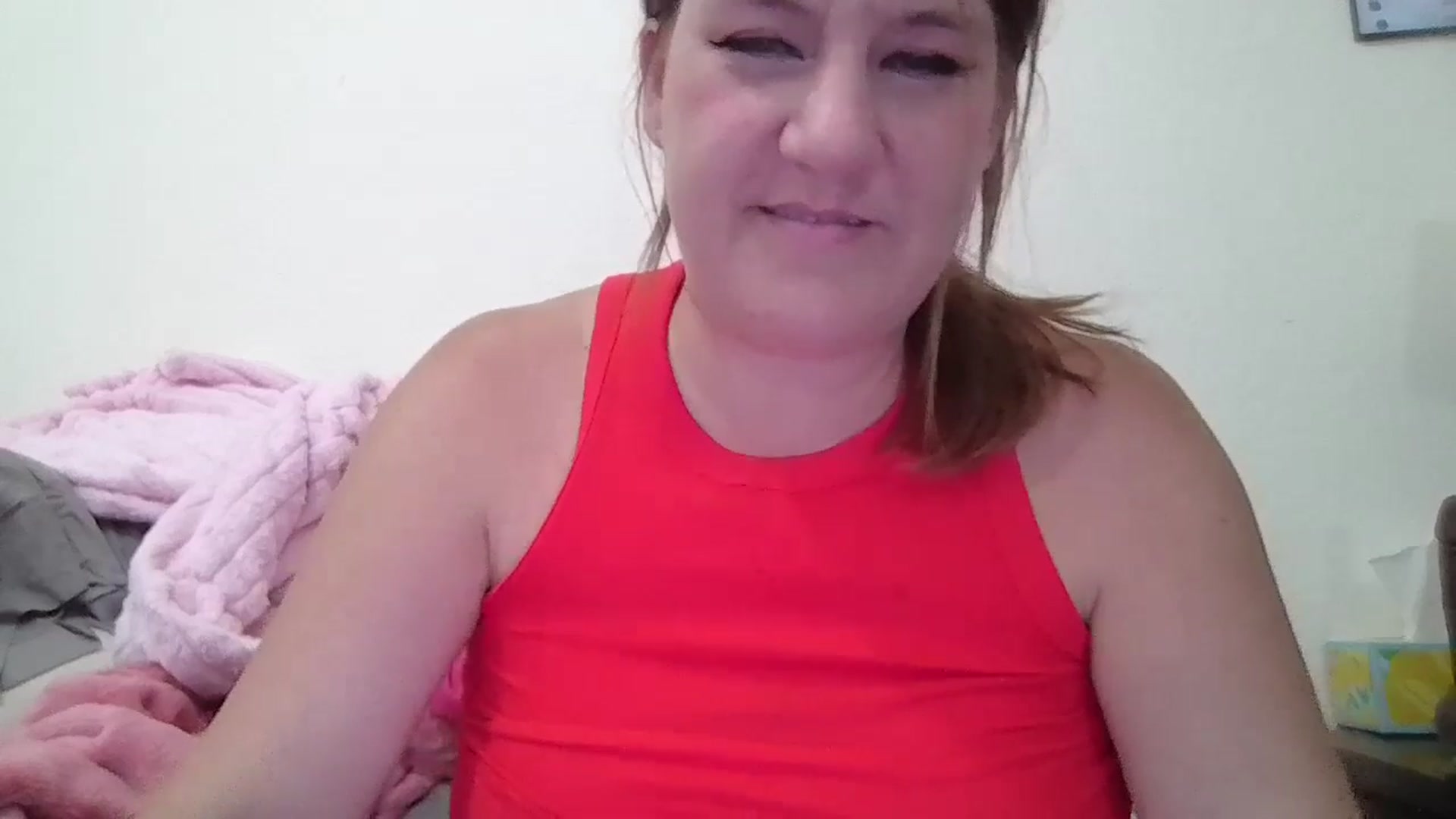 Gallery image thumbnail from Kenzie_leigh's myfreecams stream on, 07/14/2025, 16:54 image 6 of 20