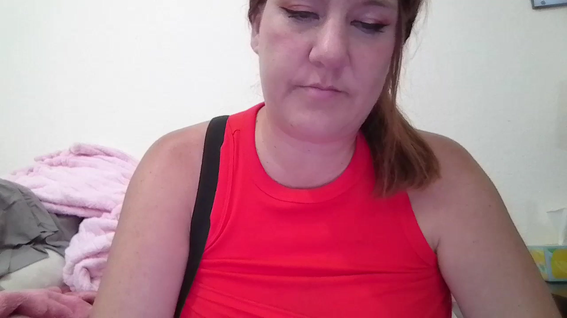 Gallery image thumbnail from Kenzie_leigh's myfreecams stream on, 07/14/2025, 17:45 image 17 of 20