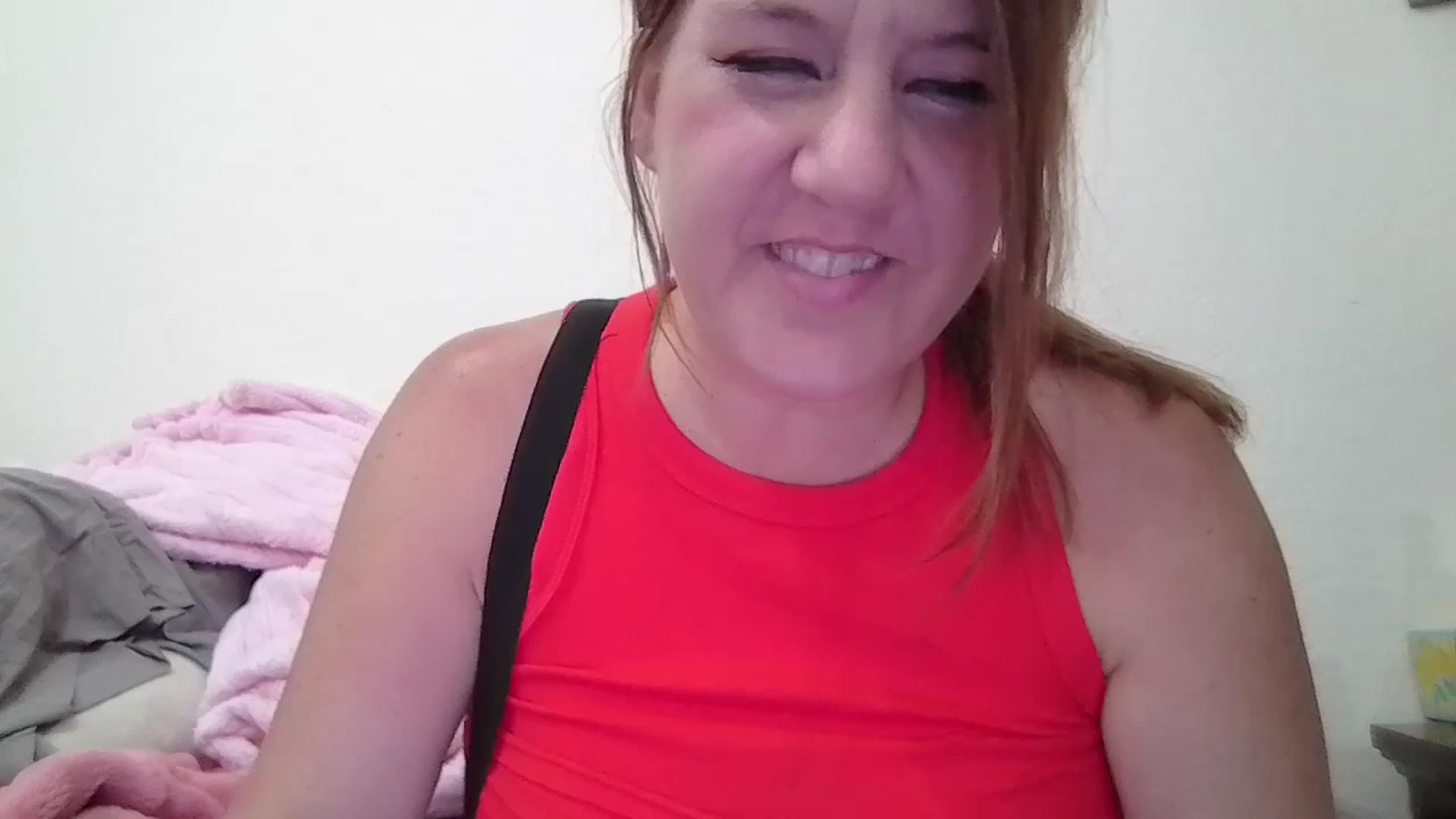 Gallery image thumbnail from Kenzie_leigh's myfreecams stream on, 07/14/2025, 17:45 image 13 of 20