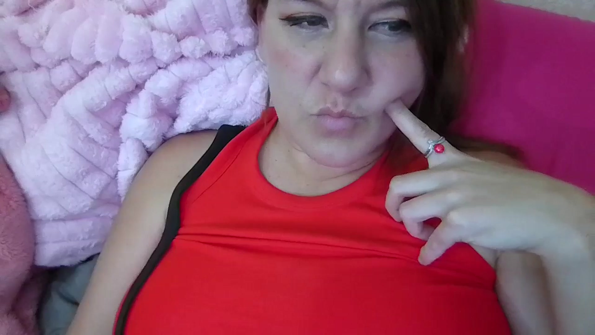 Gallery image thumbnail from Kenzie_leigh's myfreecams stream on, 07/14/2025, 18:25 image 16 of 20