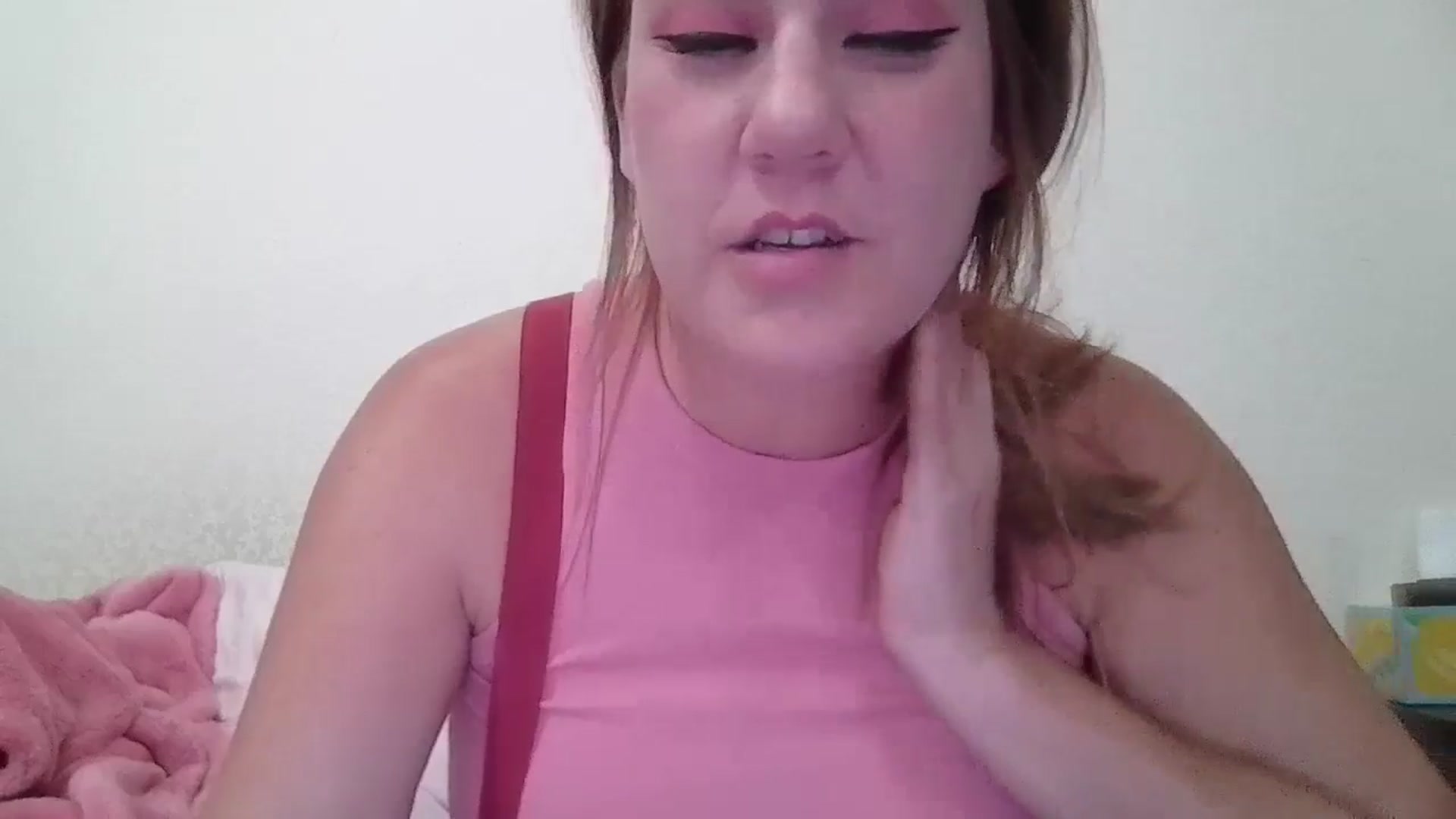 Gallery image thumbnail from Kenzie_leigh's myfreecams stream on, 07/24/2025, 18:37 image 20 of 20