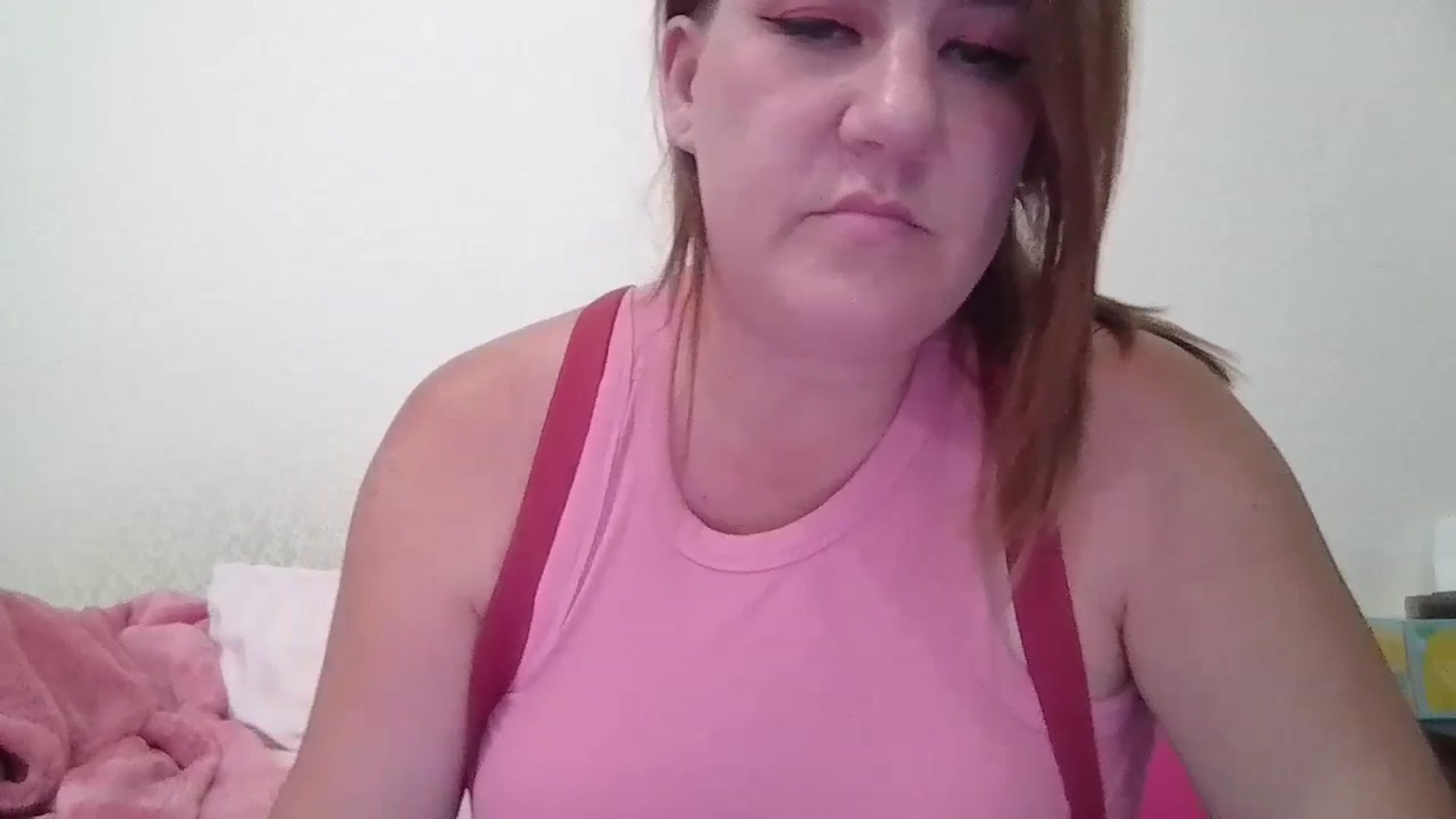 Gallery image thumbnail from Kenzie_leigh's myfreecams stream on, 07/24/2025, 19:28 image 16 of 20