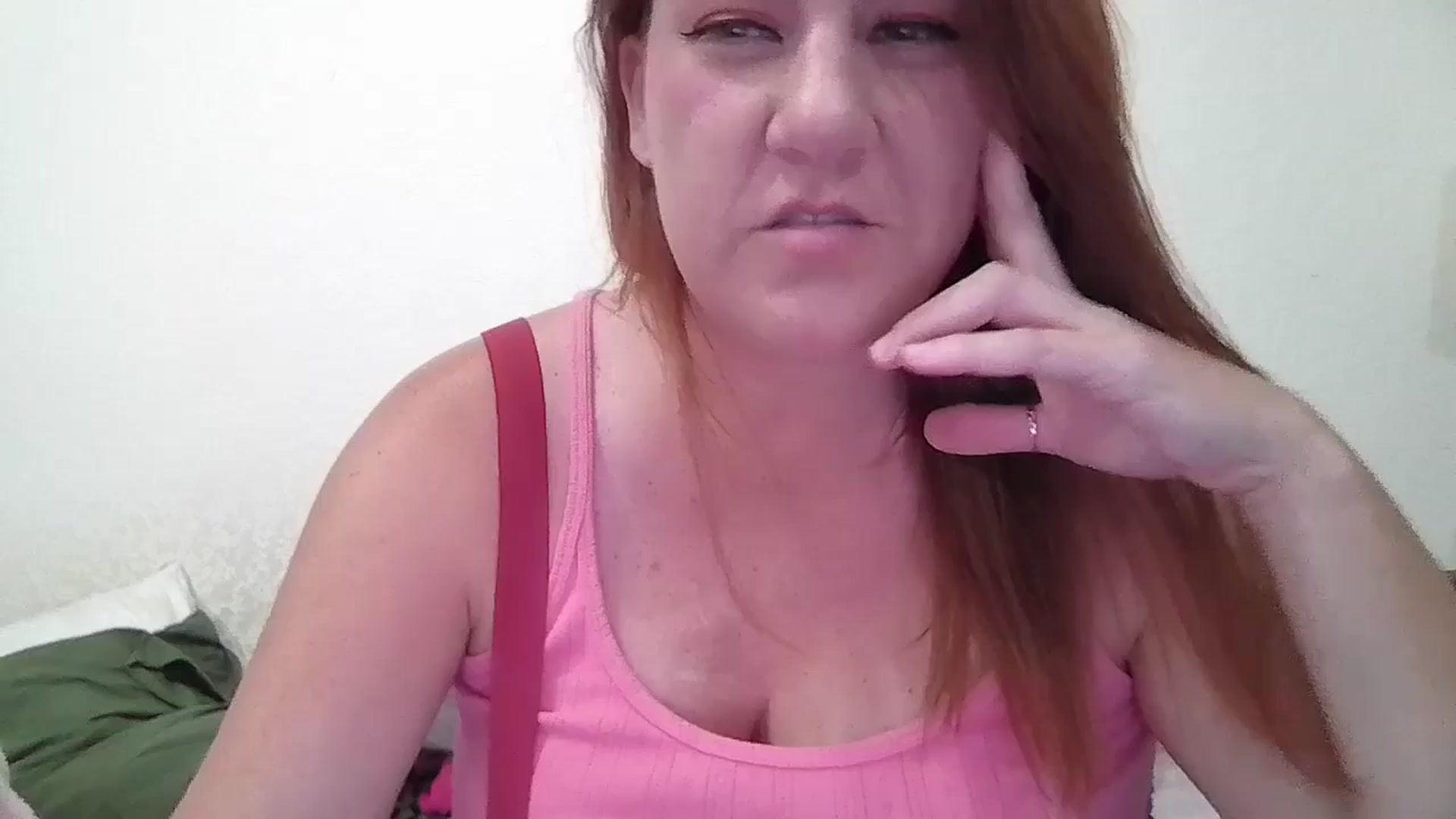Gallery image thumbnail from Kenzie_leigh's myfreecams stream on, 08/10/2025, 18:45 image 1 of 20