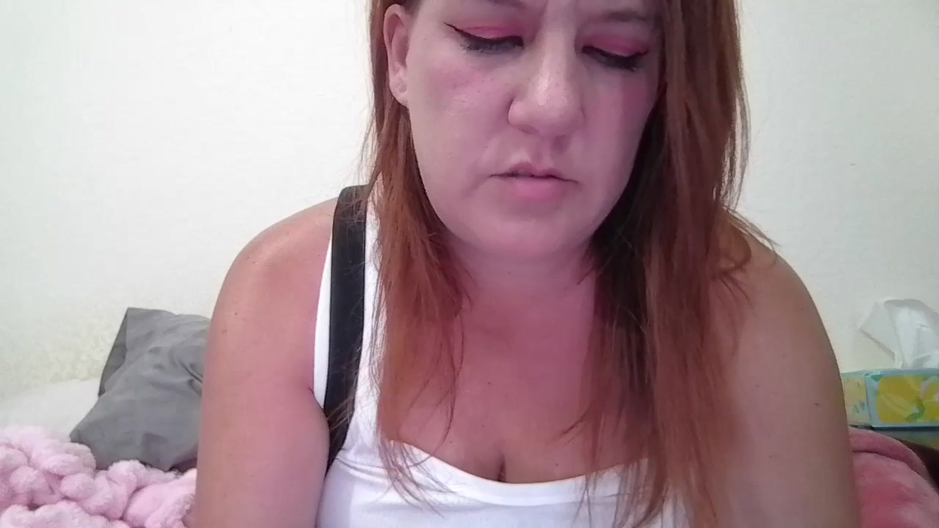 Gallery image thumbnail from Kenzie_leigh's myfreecams stream on, 08/12/2025, 18:26 image 10 of 20