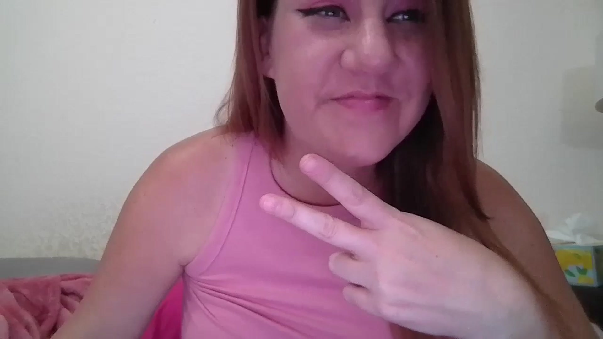 Gallery image thumbnail from Kenzie_leigh's myfreecams stream on, 09/23/2025, 19:32 image 13 of 20