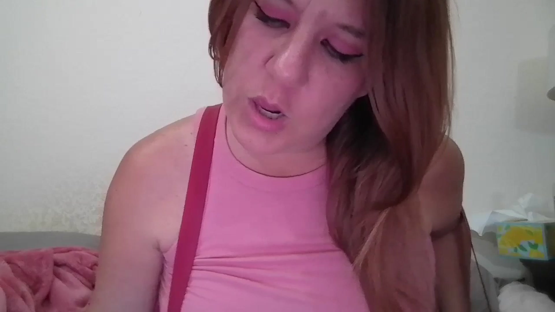 Gallery image thumbnail from Kenzie_leigh's myfreecams stream on, 09/23/2025, 19:32 image 15 of 20