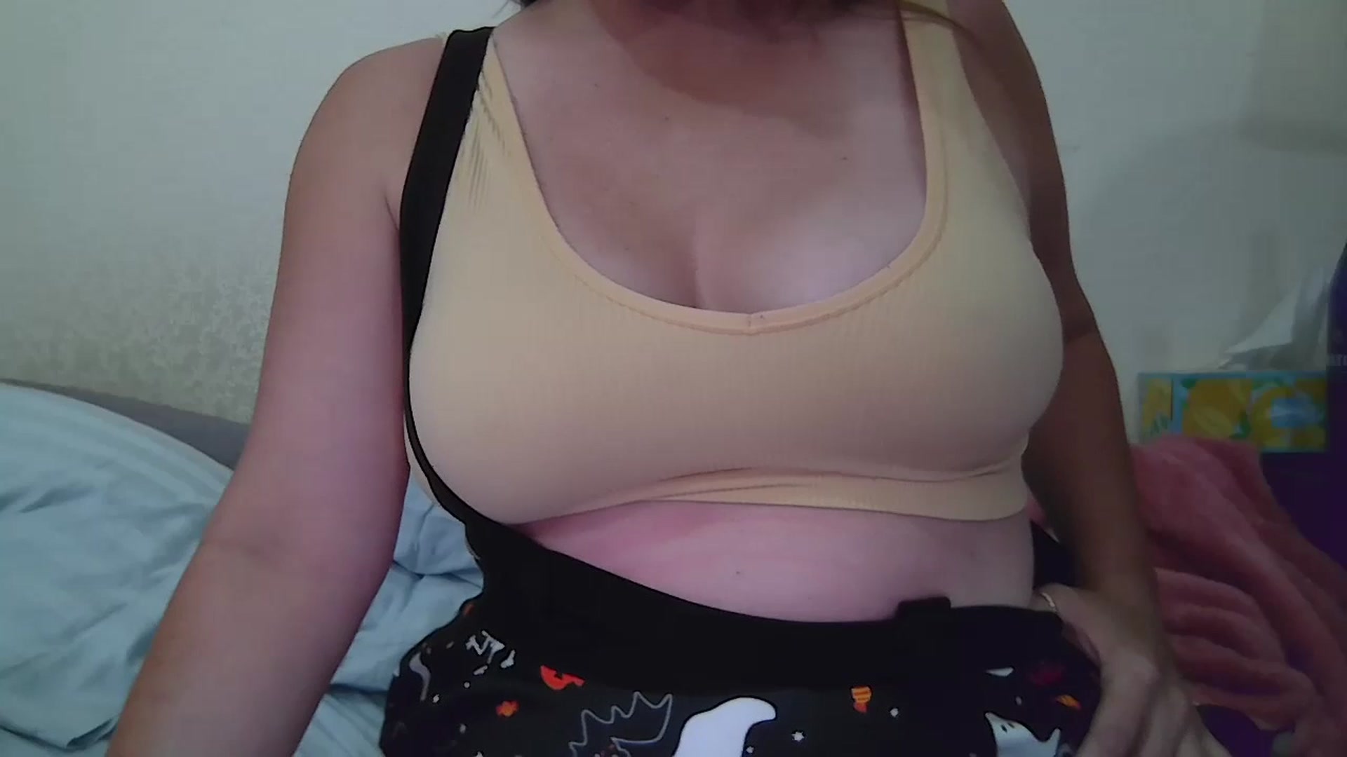 Gallery image thumbnail from Kenzie_leigh's myfreecams stream on, 10/01/2025, 18:55 image 16 of 20
