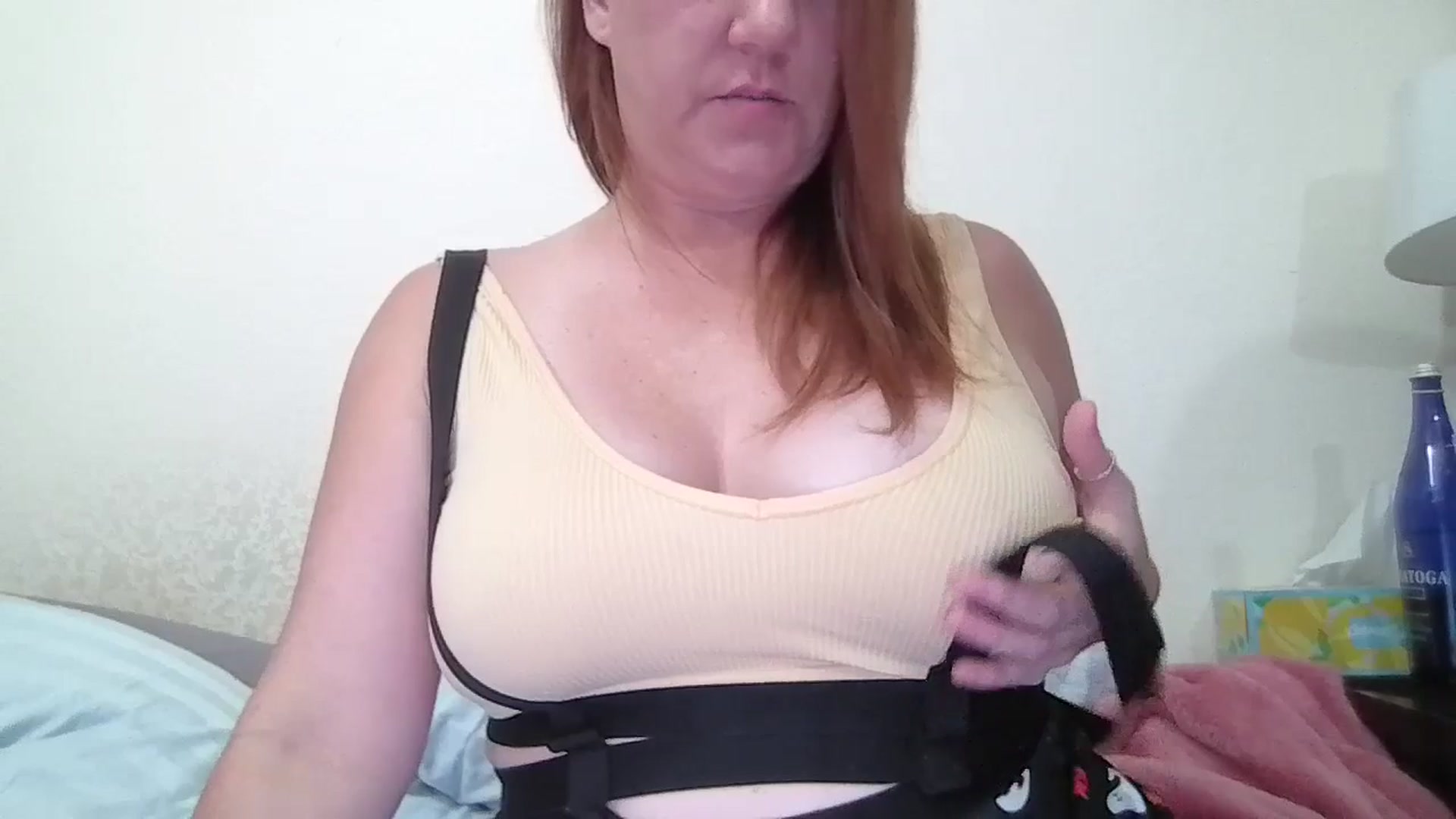 Gallery image thumbnail from Kenzie_leigh's myfreecams stream on, 10/01/2025, 18:55 image 2 of 20