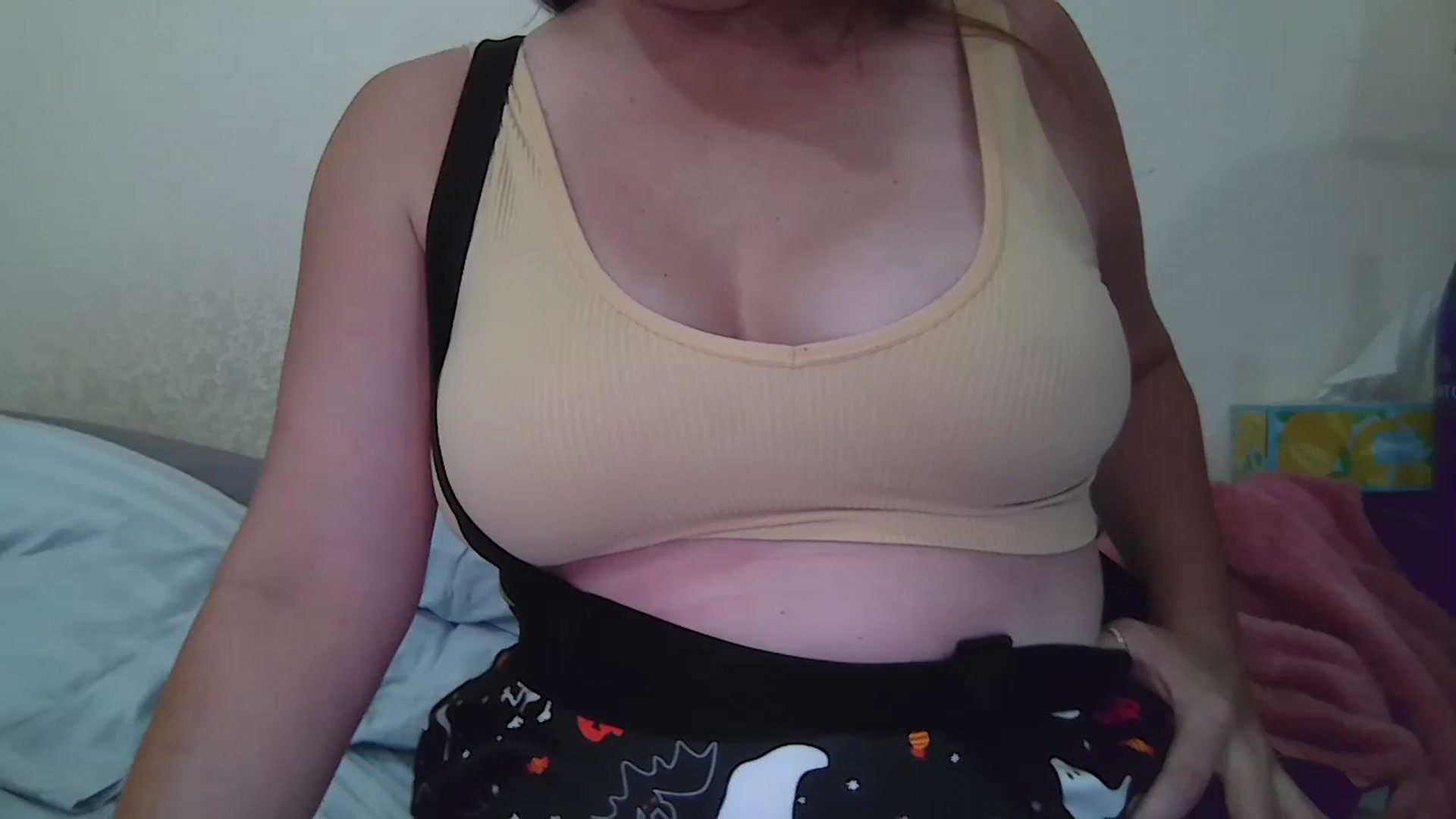 Gallery image thumbnail from Kenzie_leigh's myfreecams stream on, 10/01/2025, 18:55 image 17 of 20