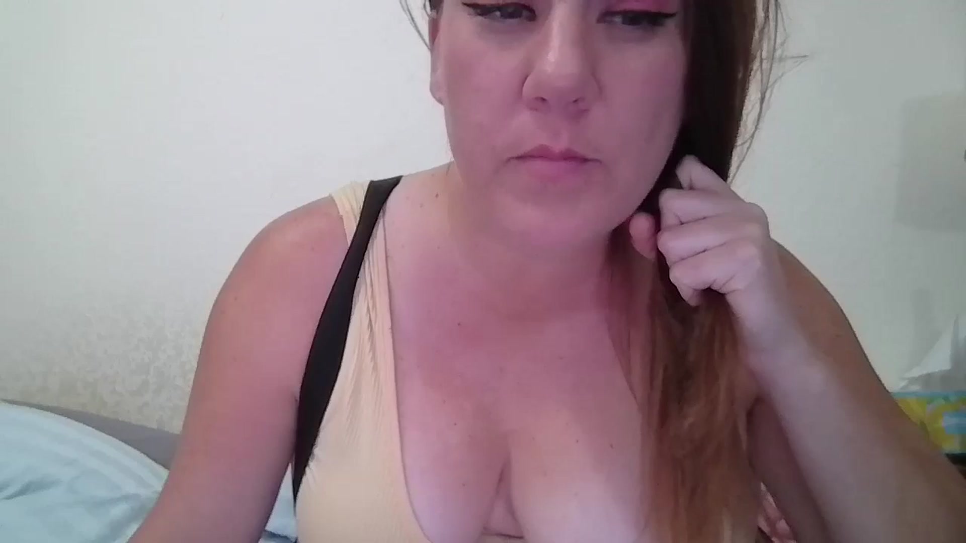 Gallery image thumbnail from Kenzie_leigh's myfreecams stream on, 10/01/2025, 20:16 image 2 of 20