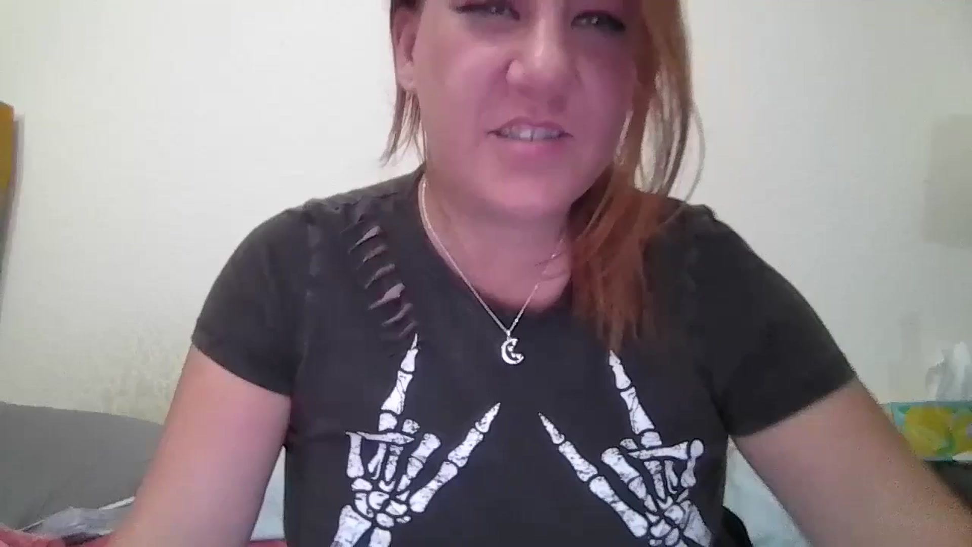 Gallery image thumbnail from Kenzie_leigh's myfreecams stream on, 10/03/2025, 19:04 image 13 of 20